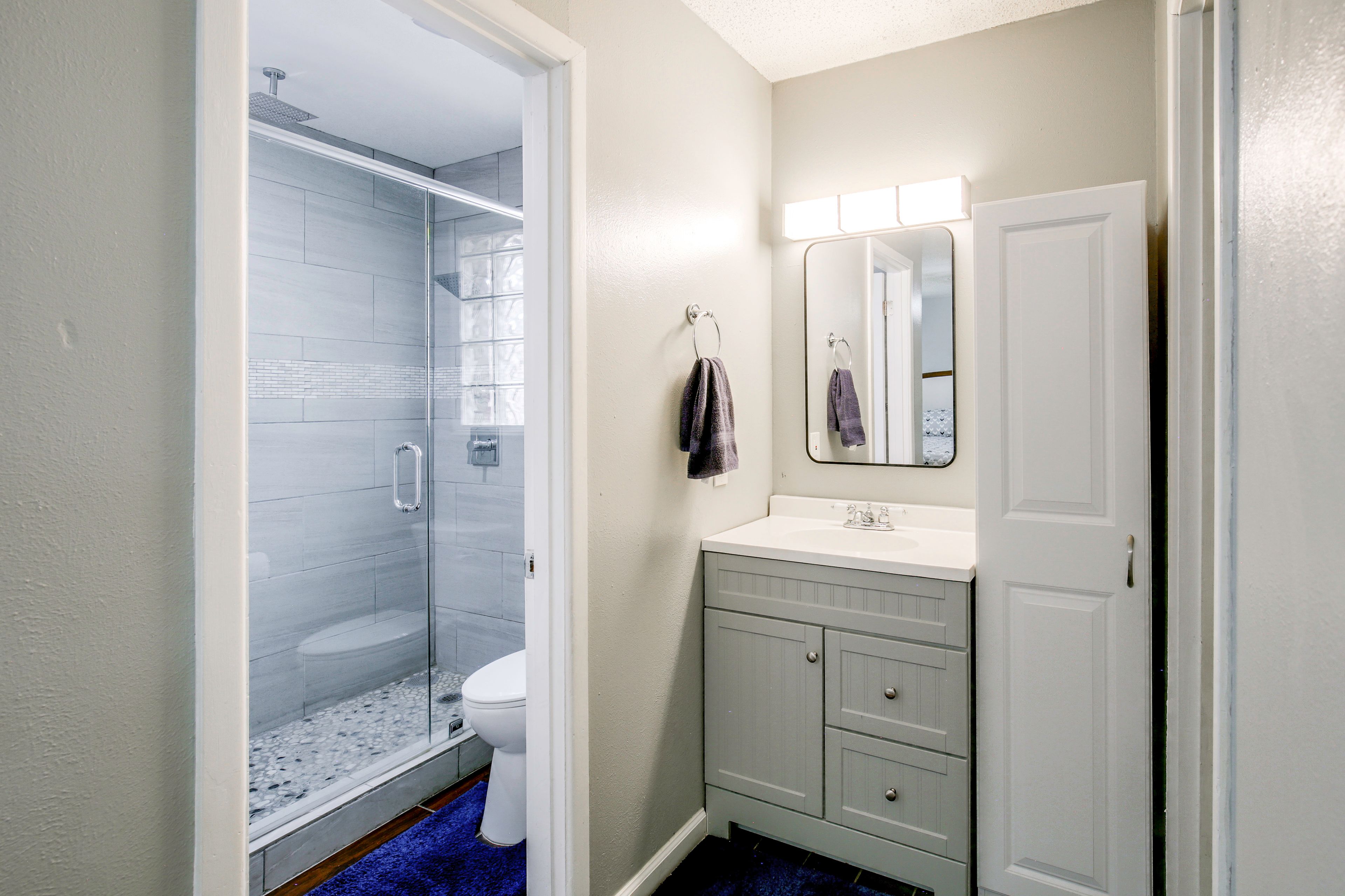 En-Suite Bathroom