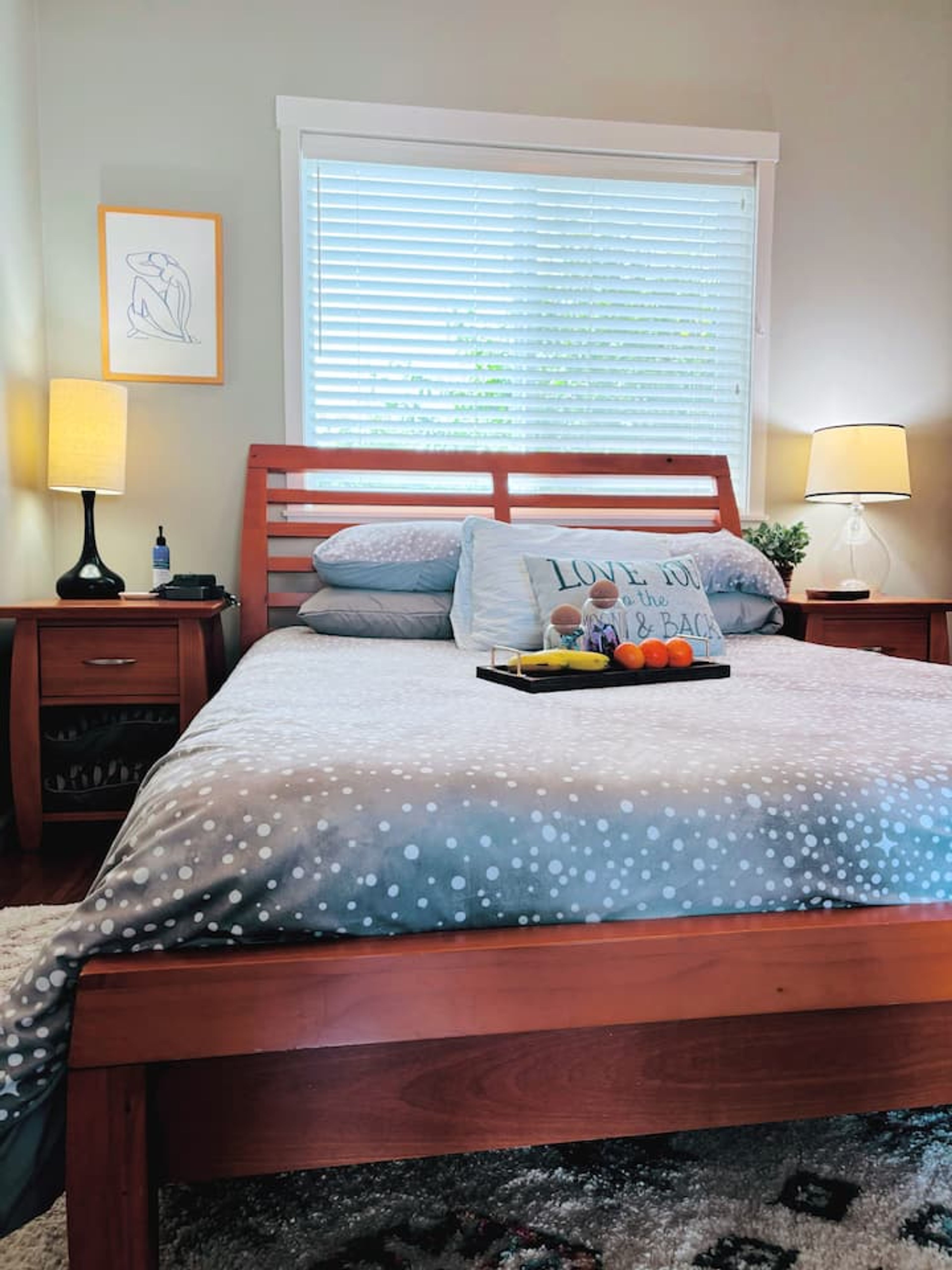 Bedroom | Queen Bed