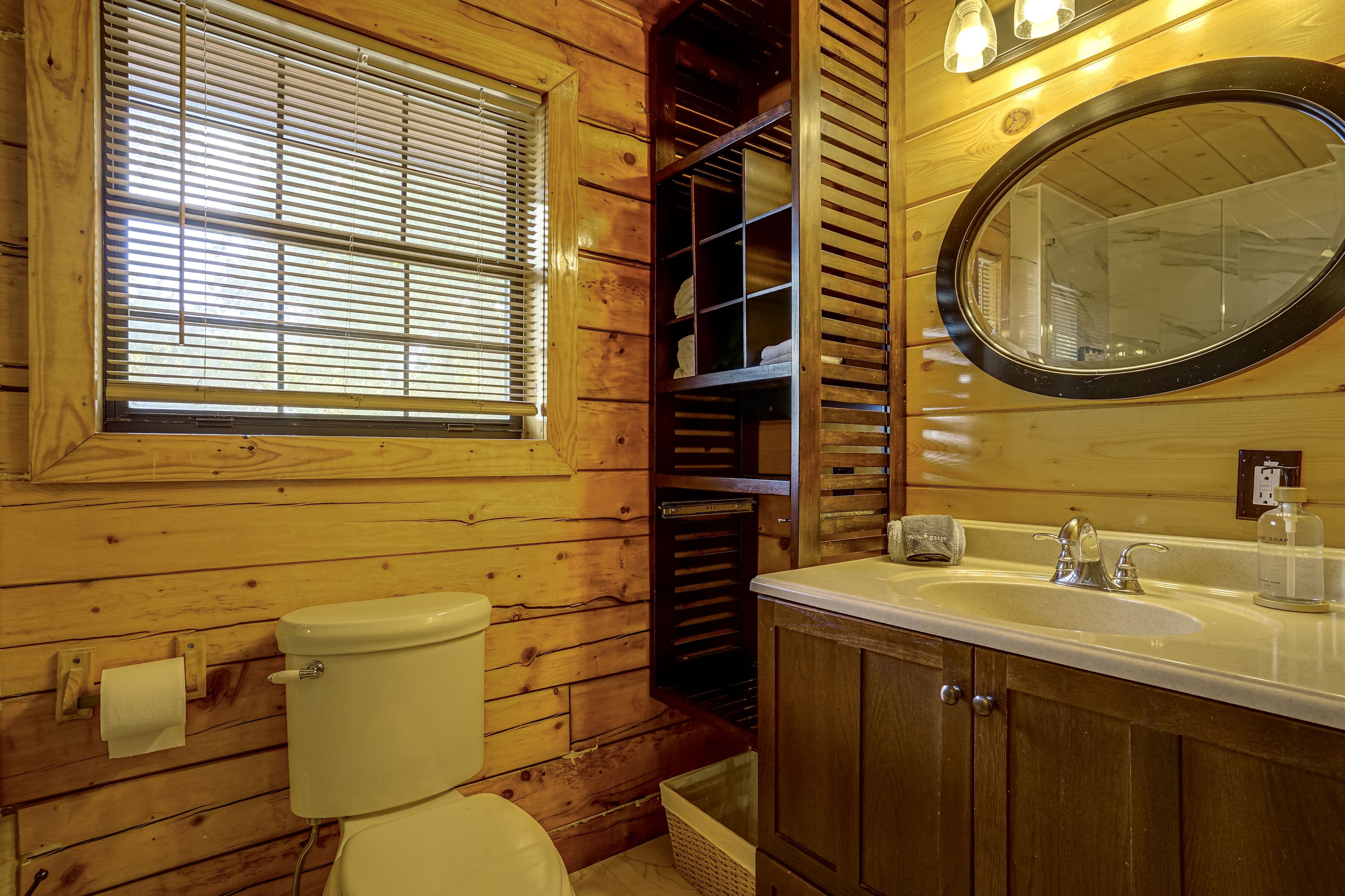Full Bathroom