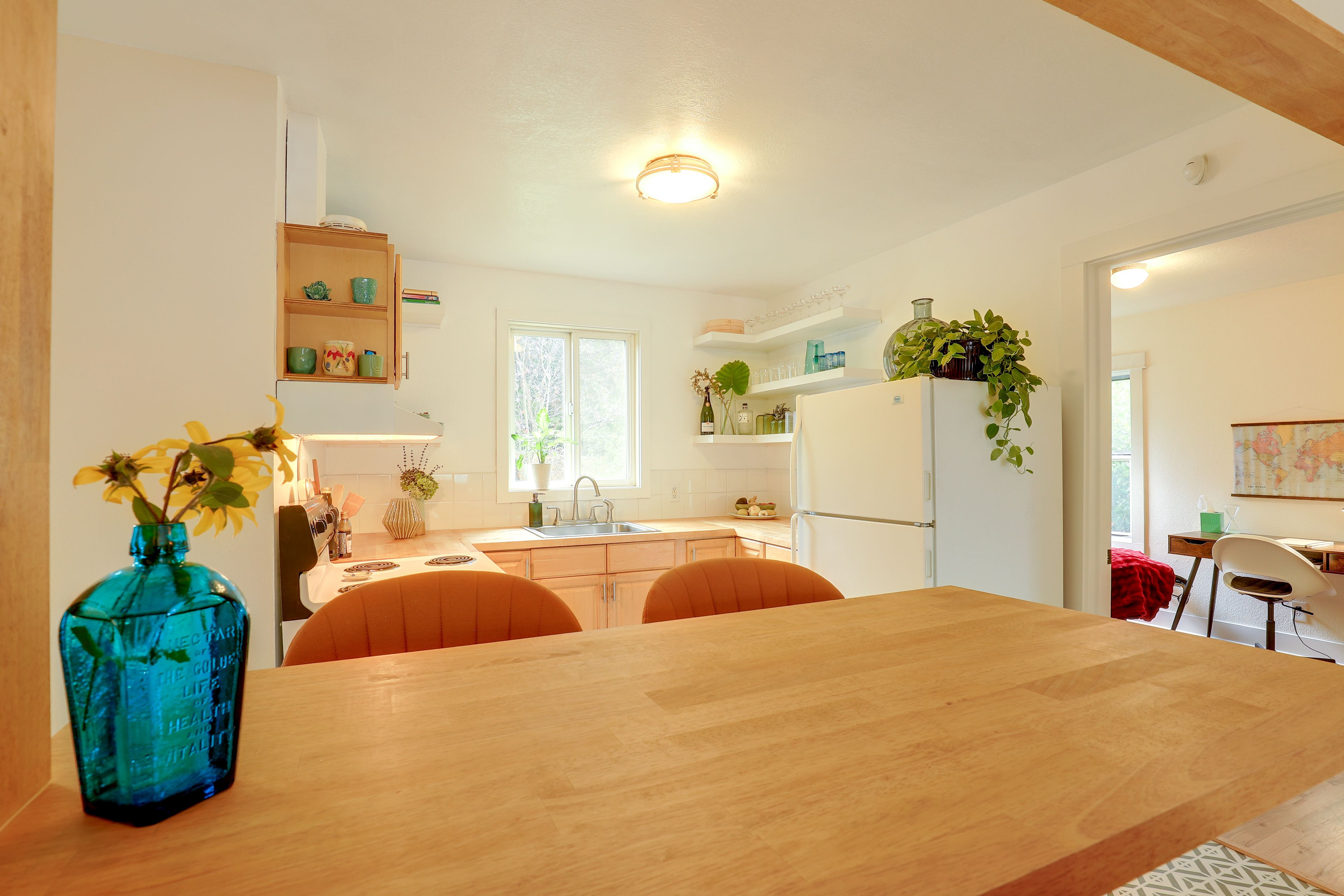 Dining Island