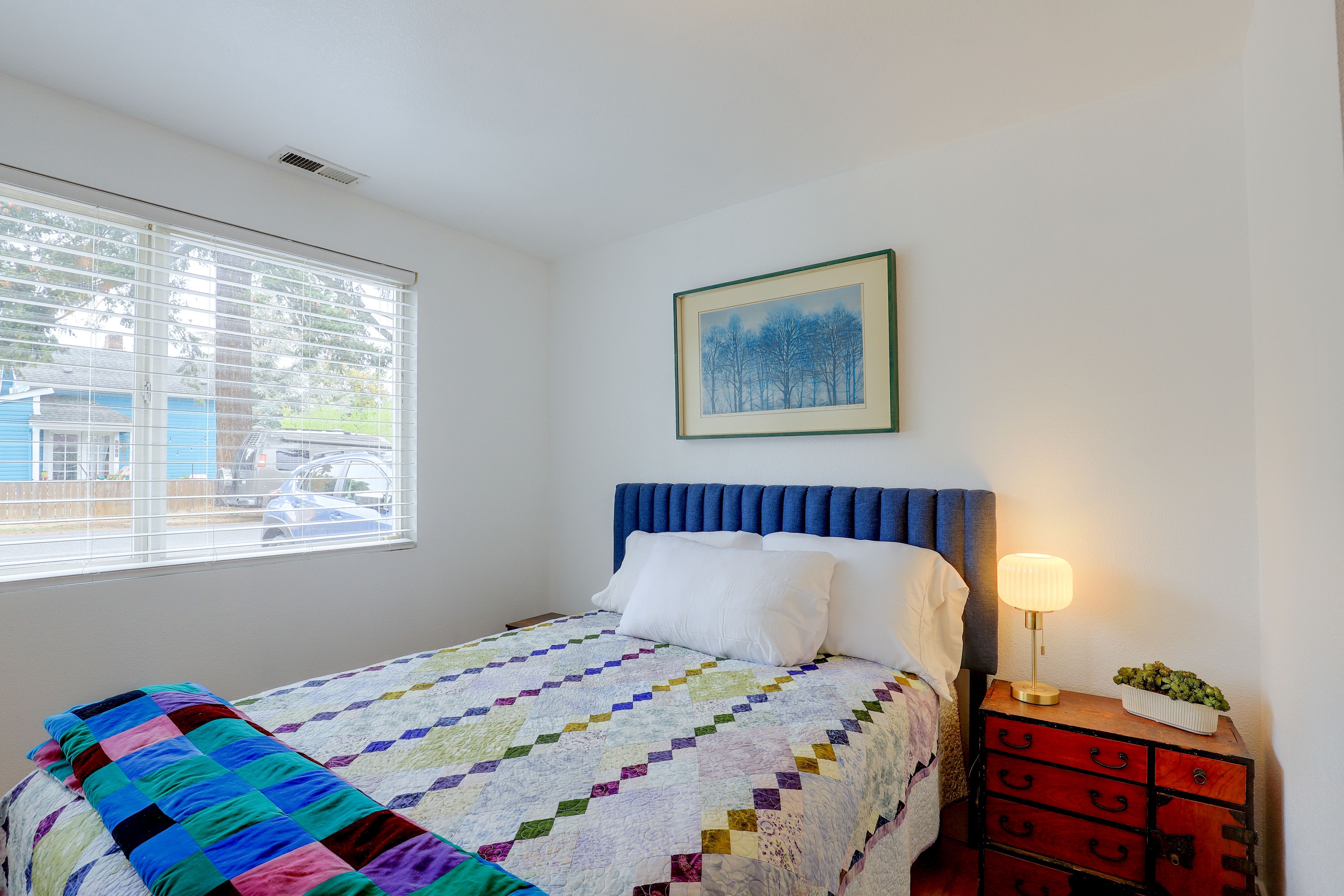 Bedroom 2 | Queen Bed