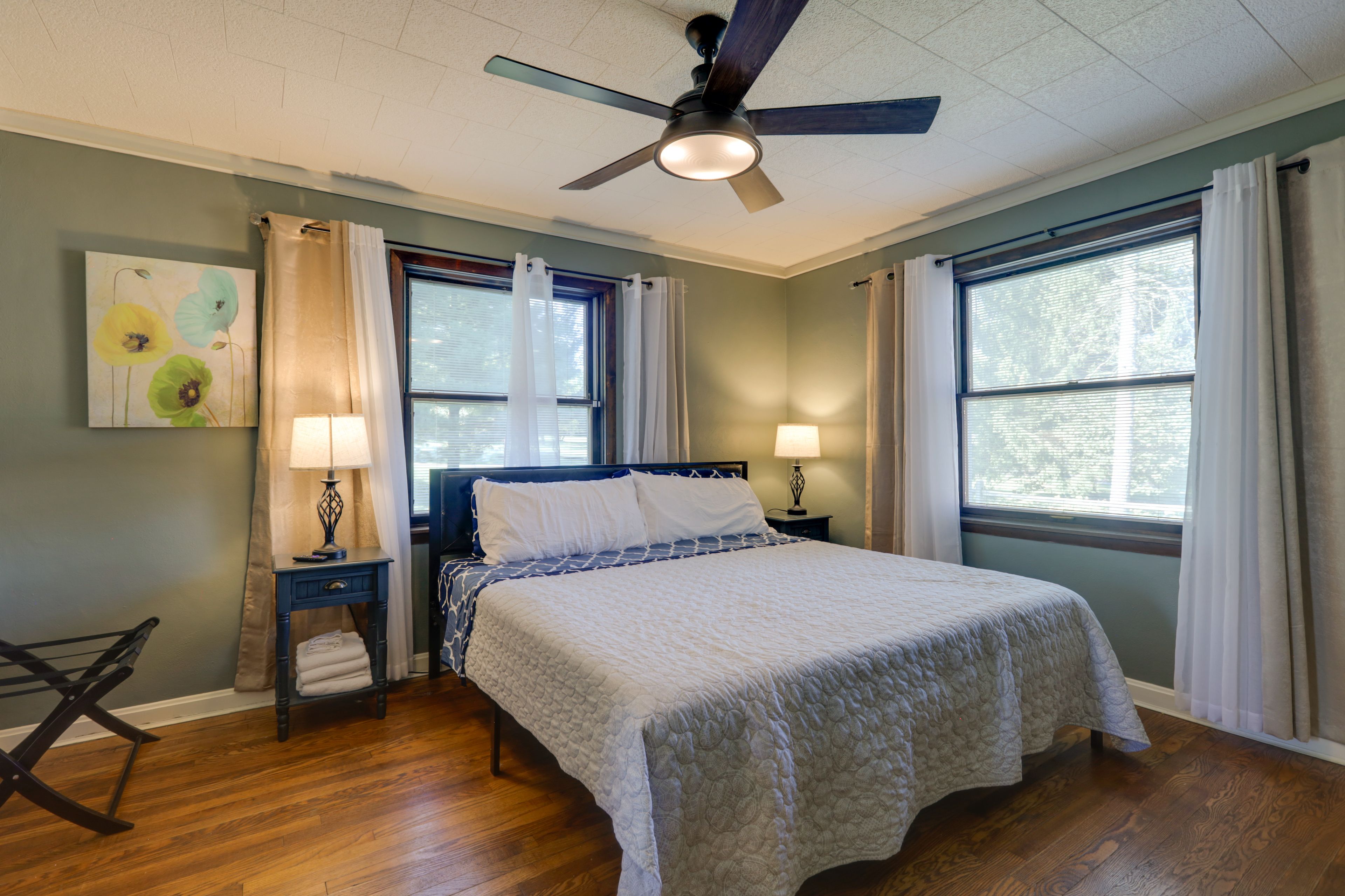 Bedroom 2 | 1st Floor | King Bed