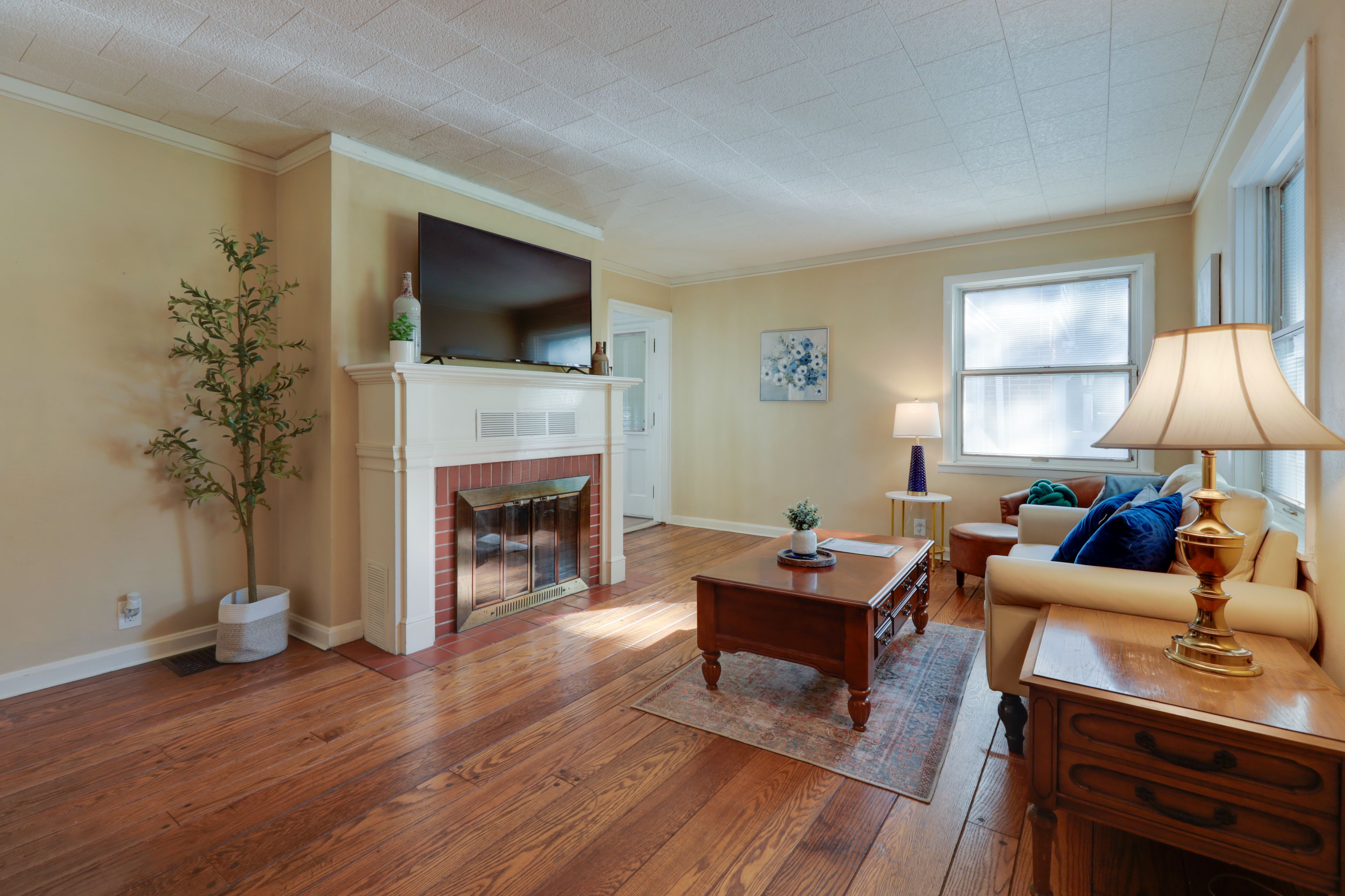 Living Room | 1st Floor