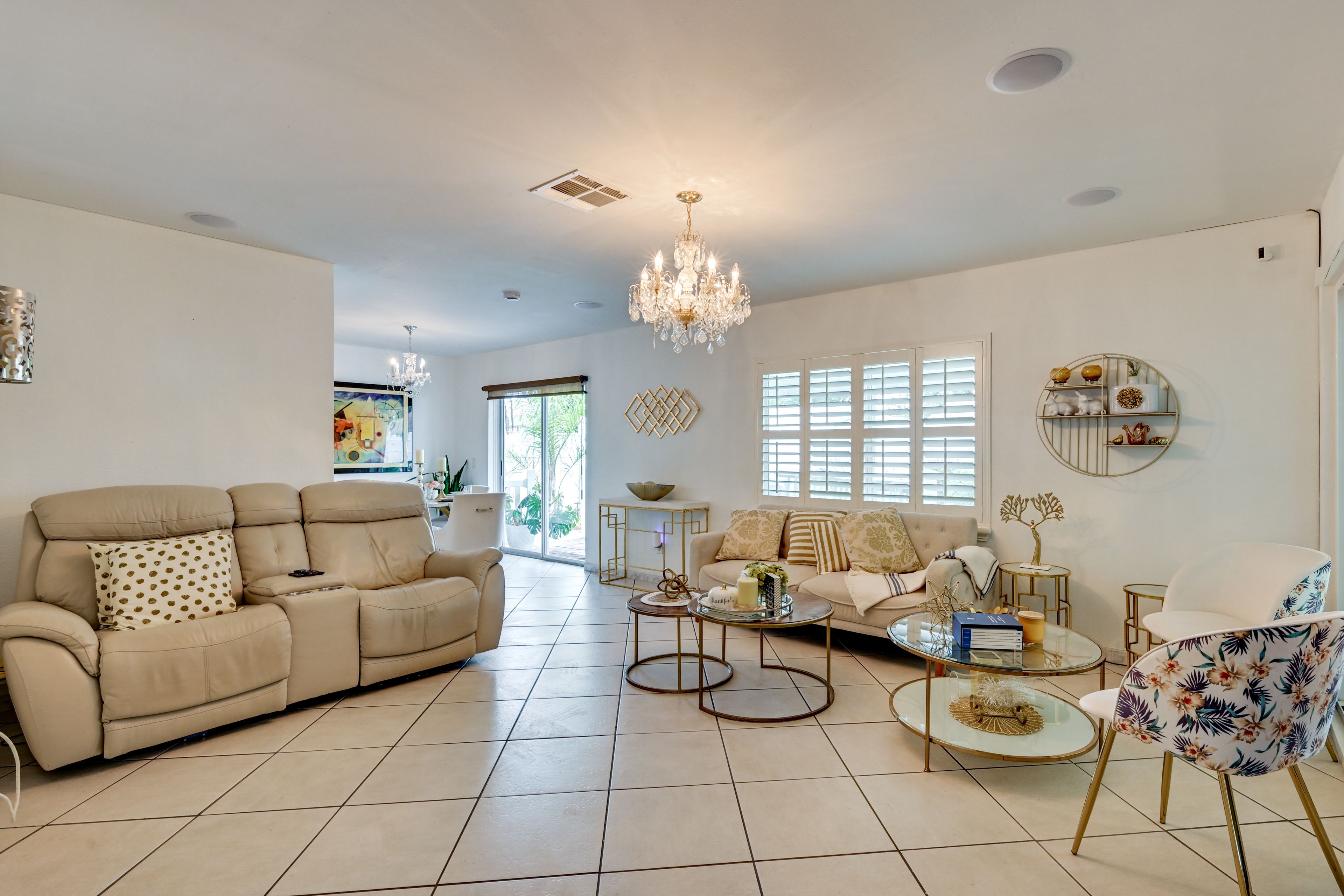 Tampa Vacation Rental | 3BR | 2BA | 1,200 Sq Ft | Threshold Step to Enter