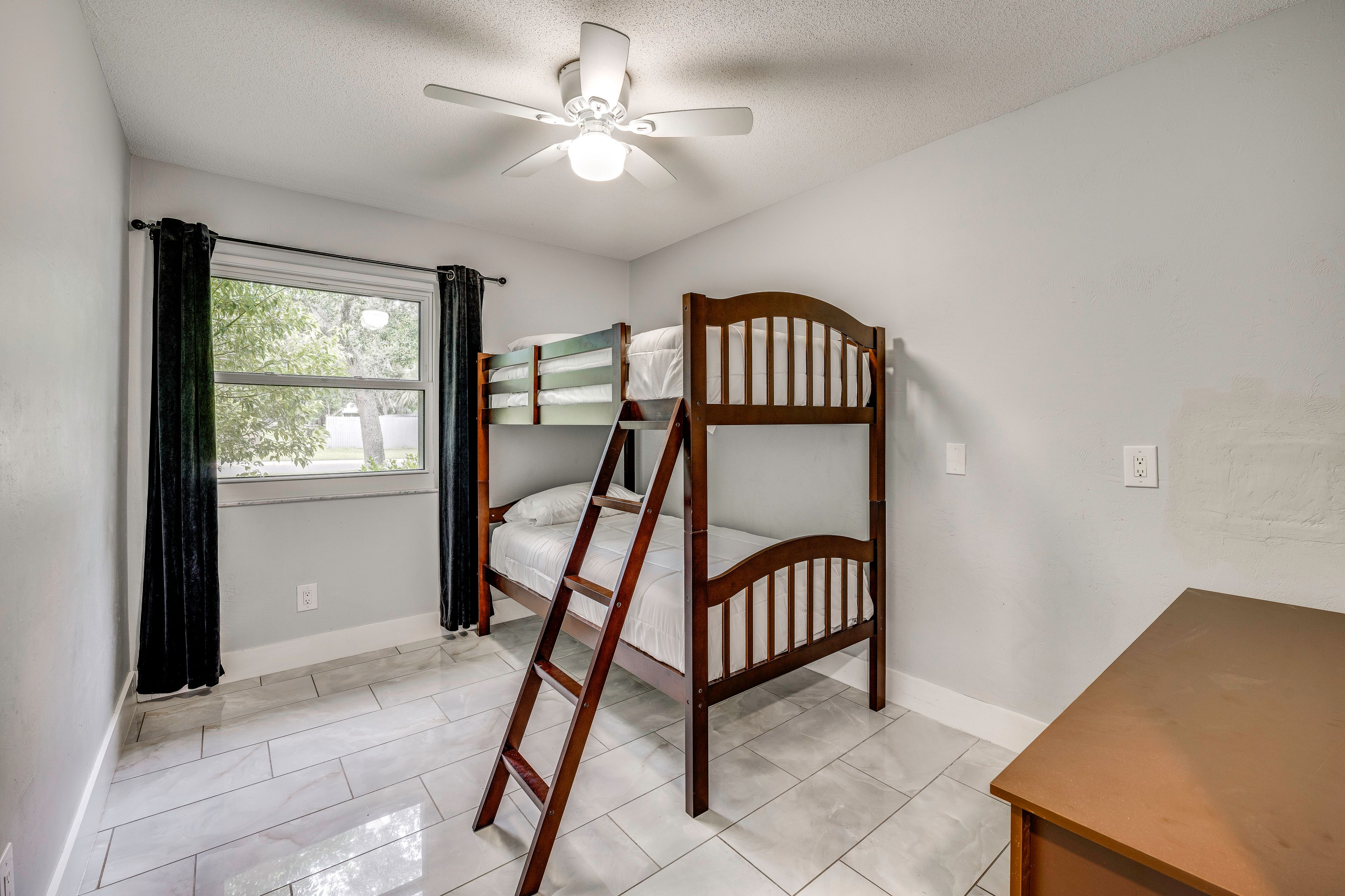 Bedroom 4 | Twin Bunk Bed