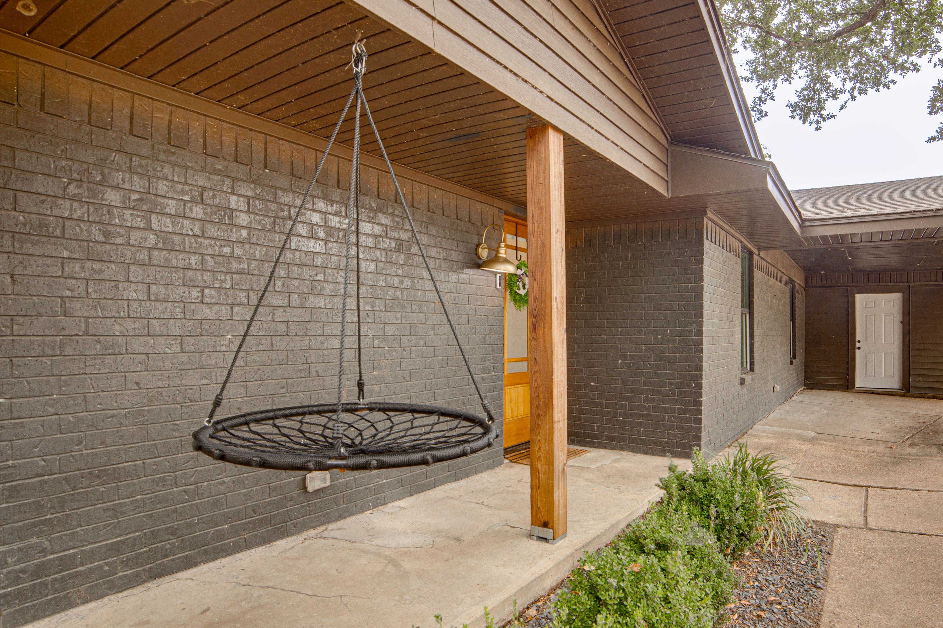 Front Porch | Step-Free Access