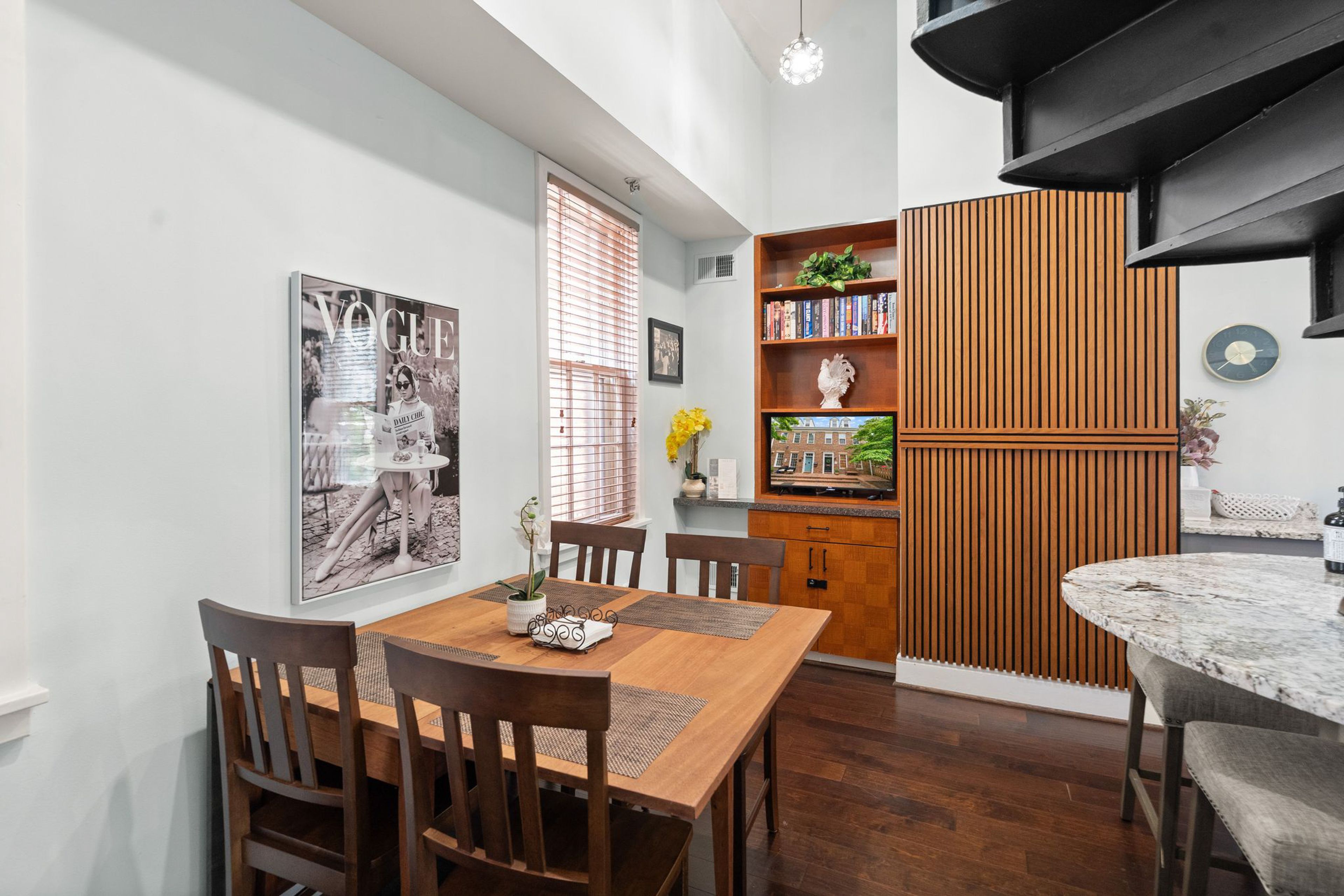 Dining Area | 1st Floor