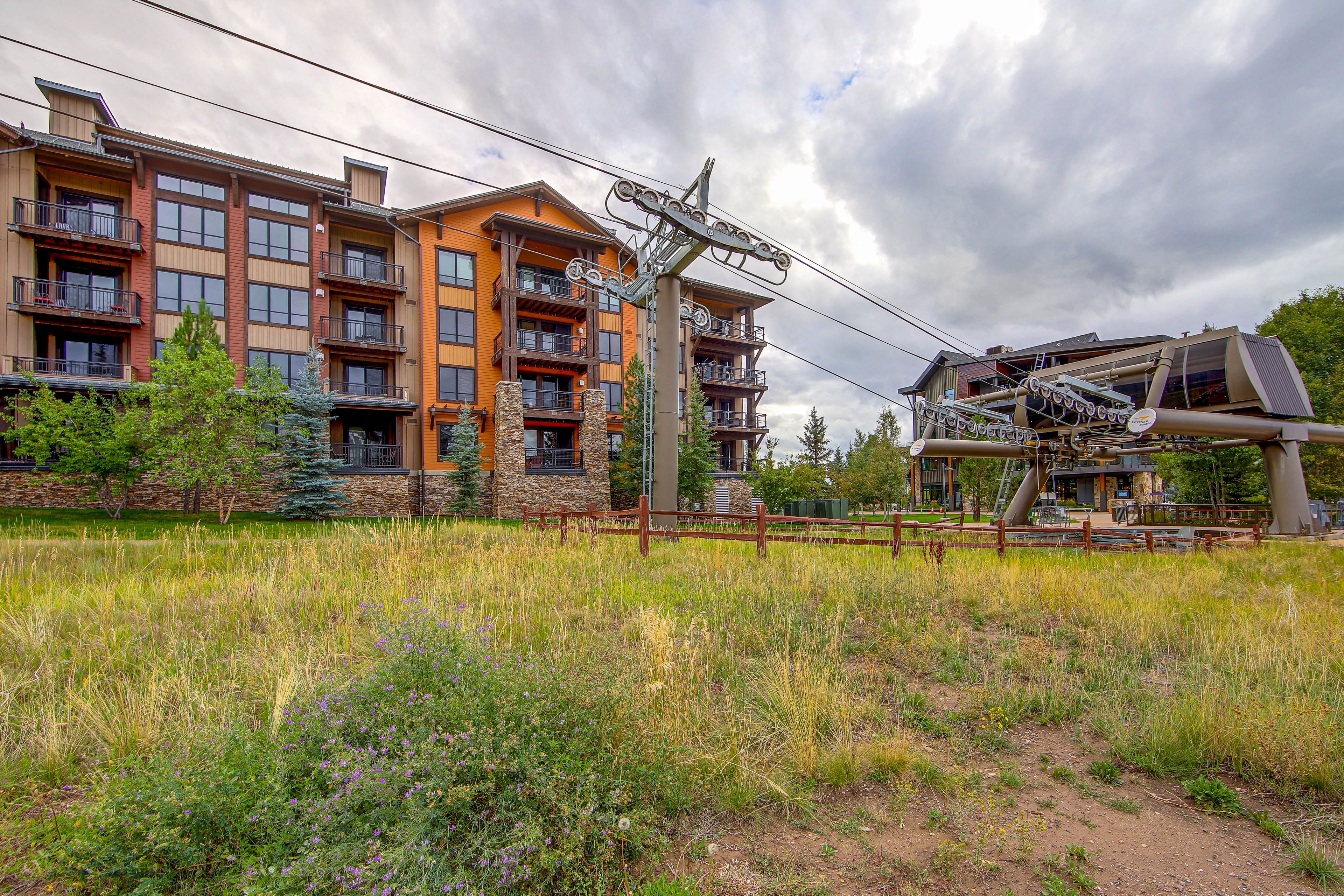 Trailhead Lodge | Gondola Access