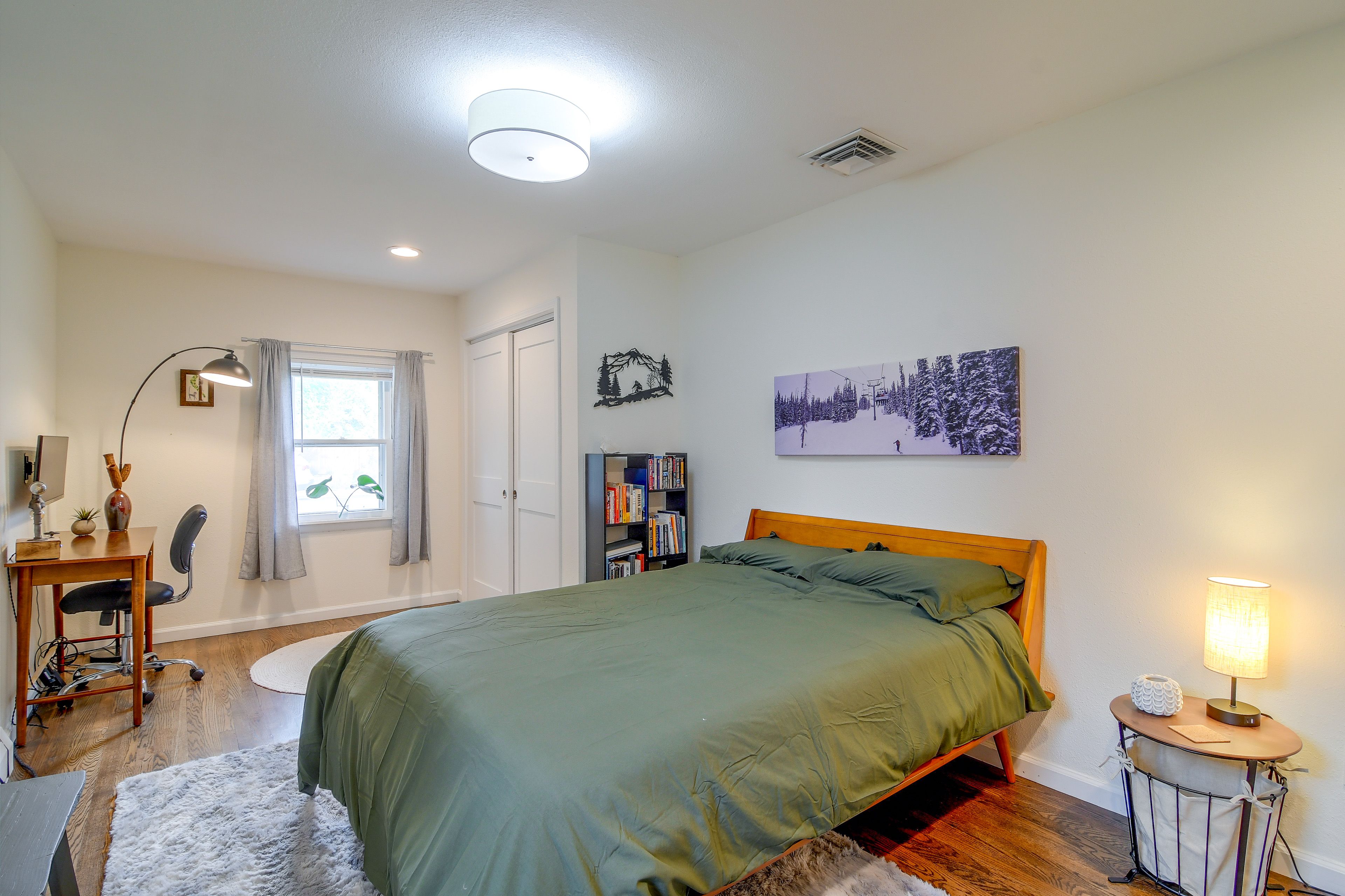 Bedroom 2 | Full Bed