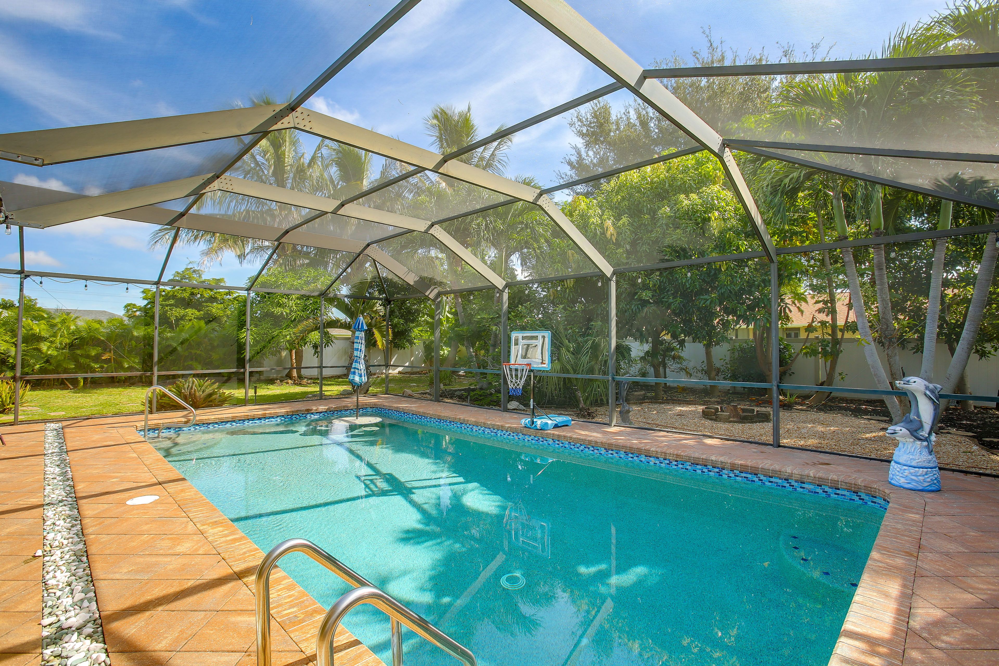 Lanai | Pool | Fire Pit