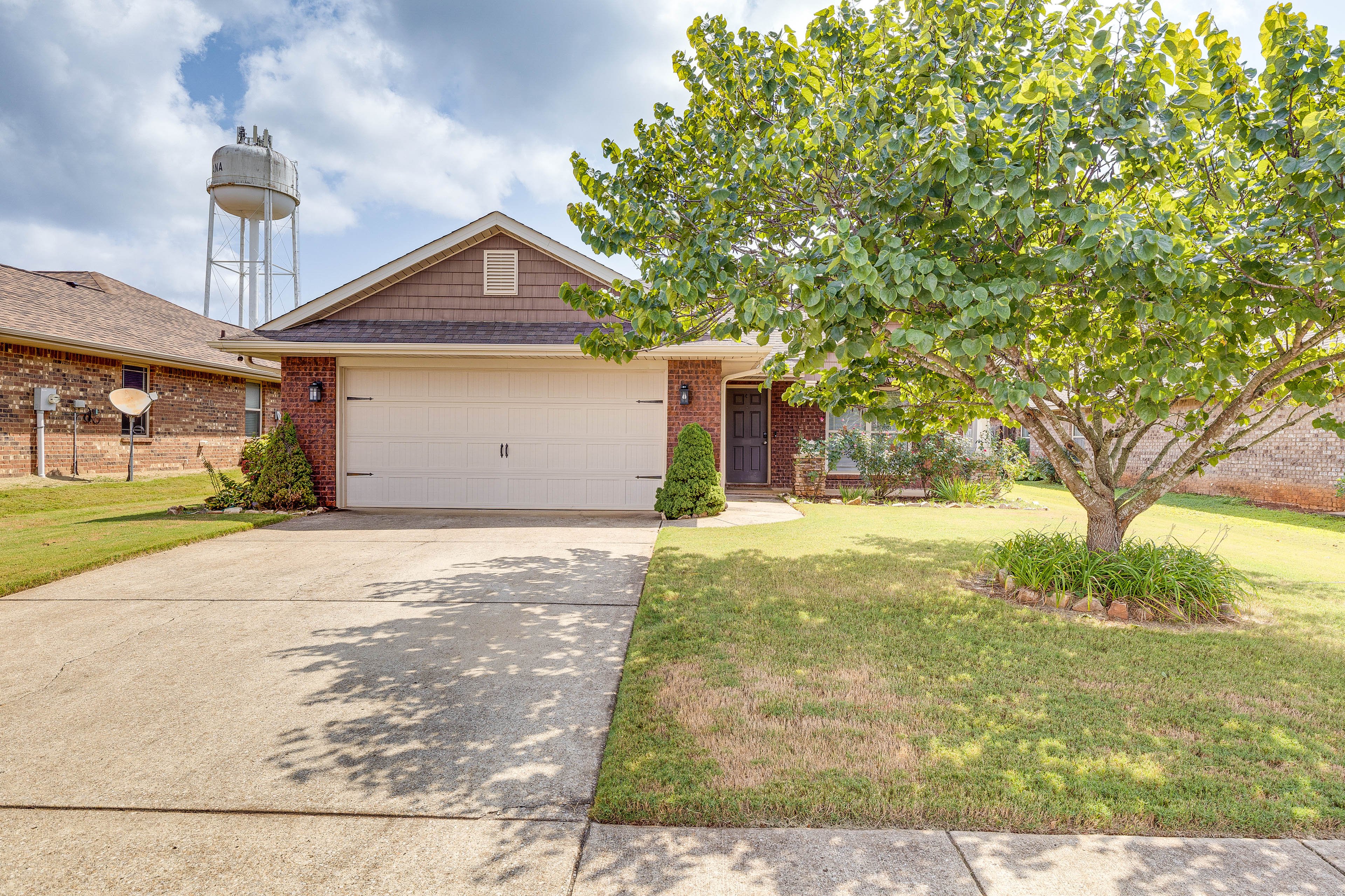 Property Exterior | Single-Story Home