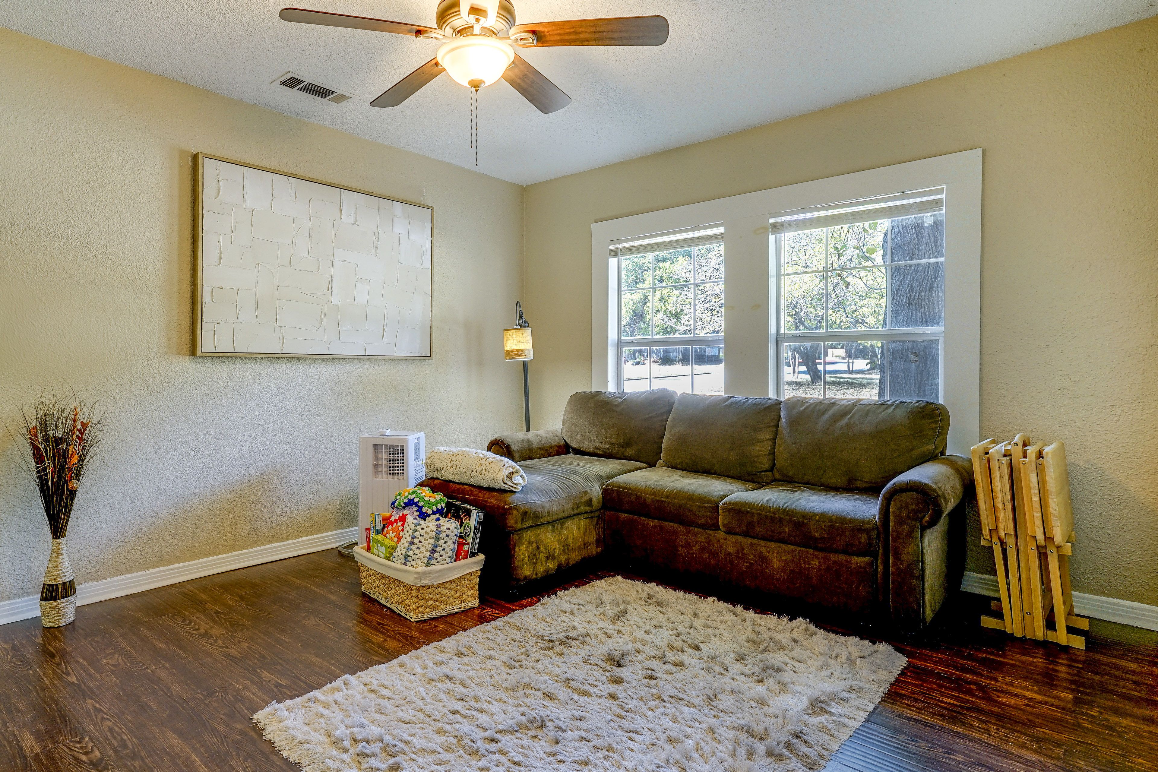 Arlington Vacation Rental | 2BR | 1BA | 1,000 Sq Ft