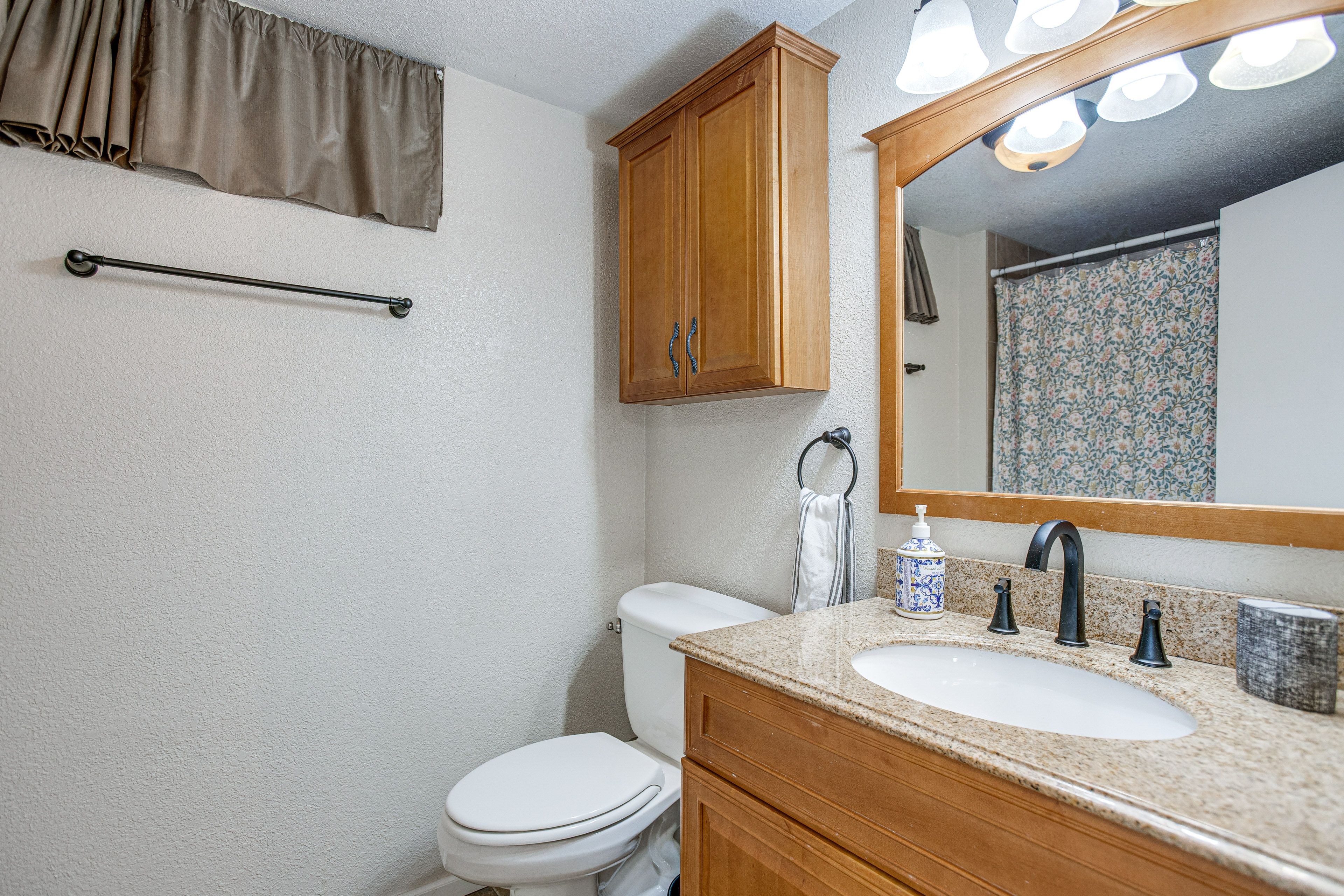 Bathroom | Basement