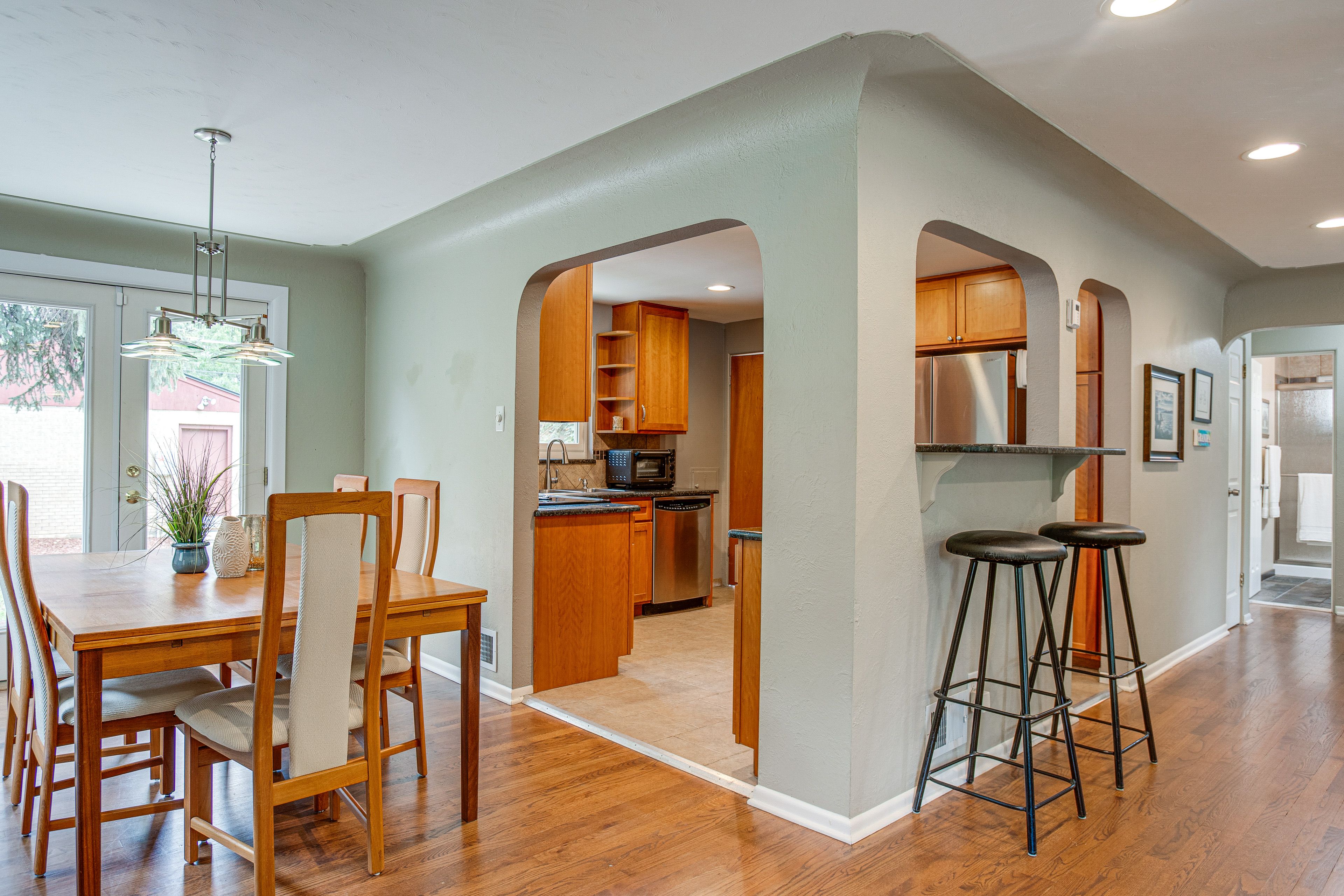 Dining Area | Main Level
