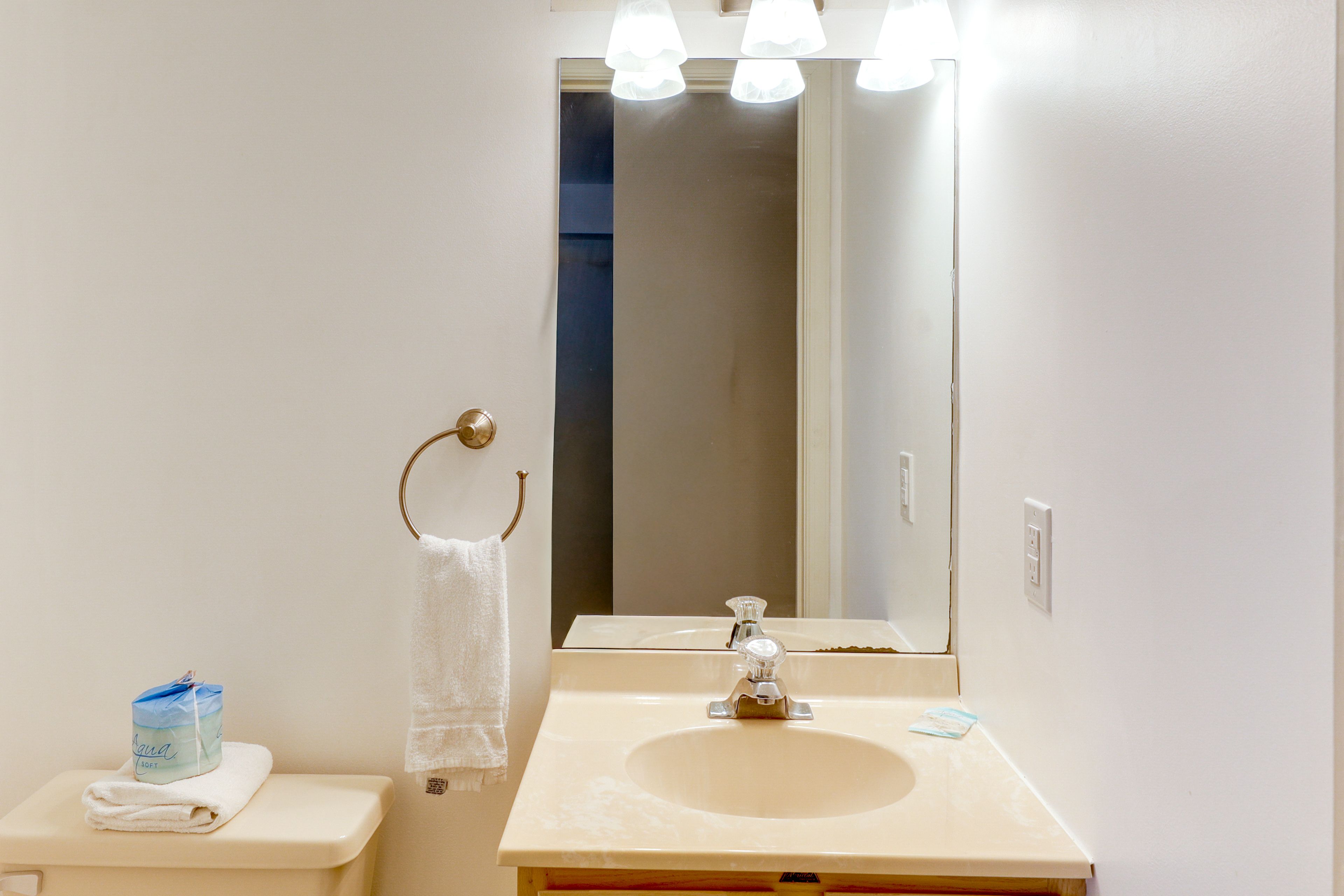 Half Bathroom | Basement Floor