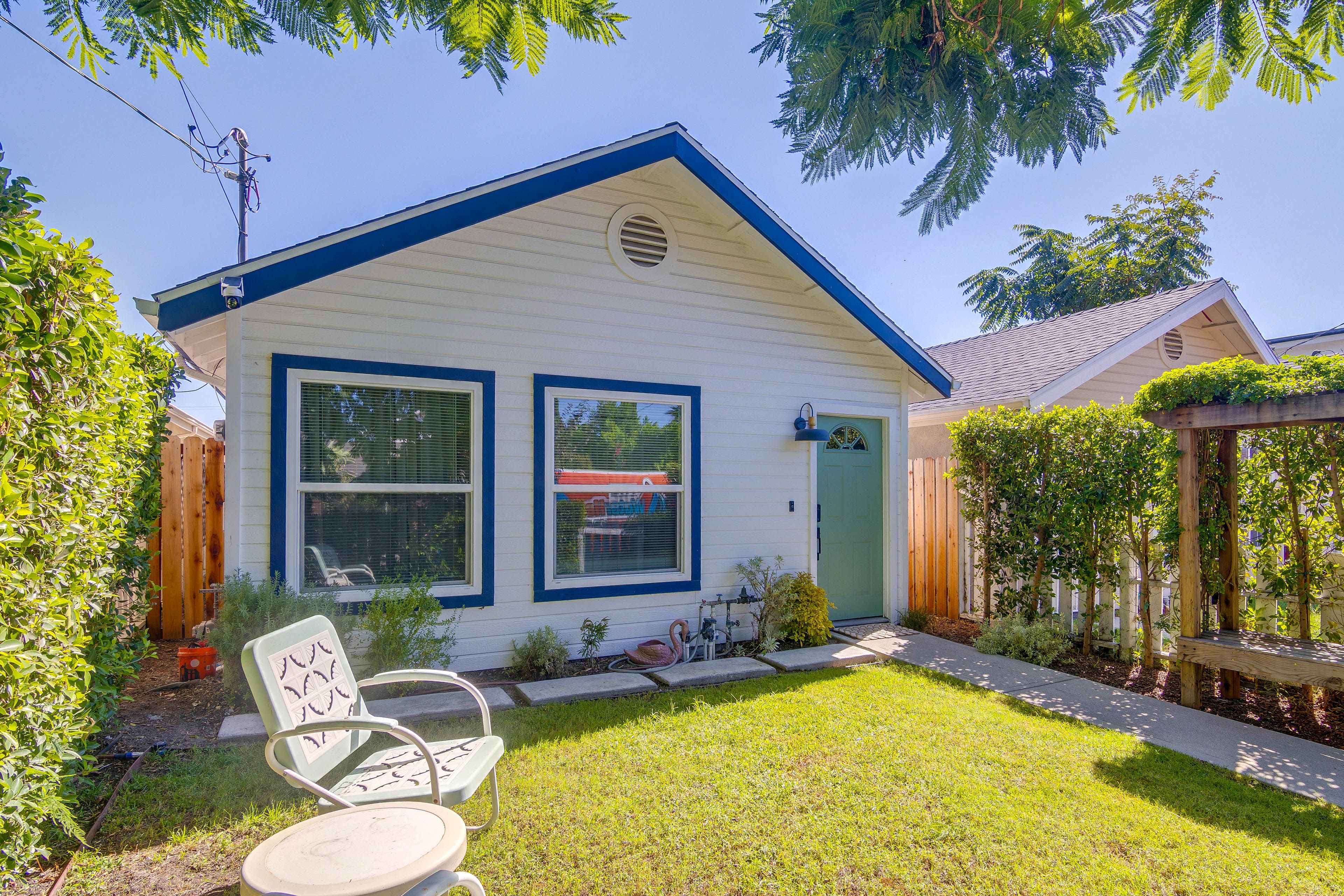 Los Angeles Vacation Rental | 2BR | 1.5BA | 1,500 Sq Ft