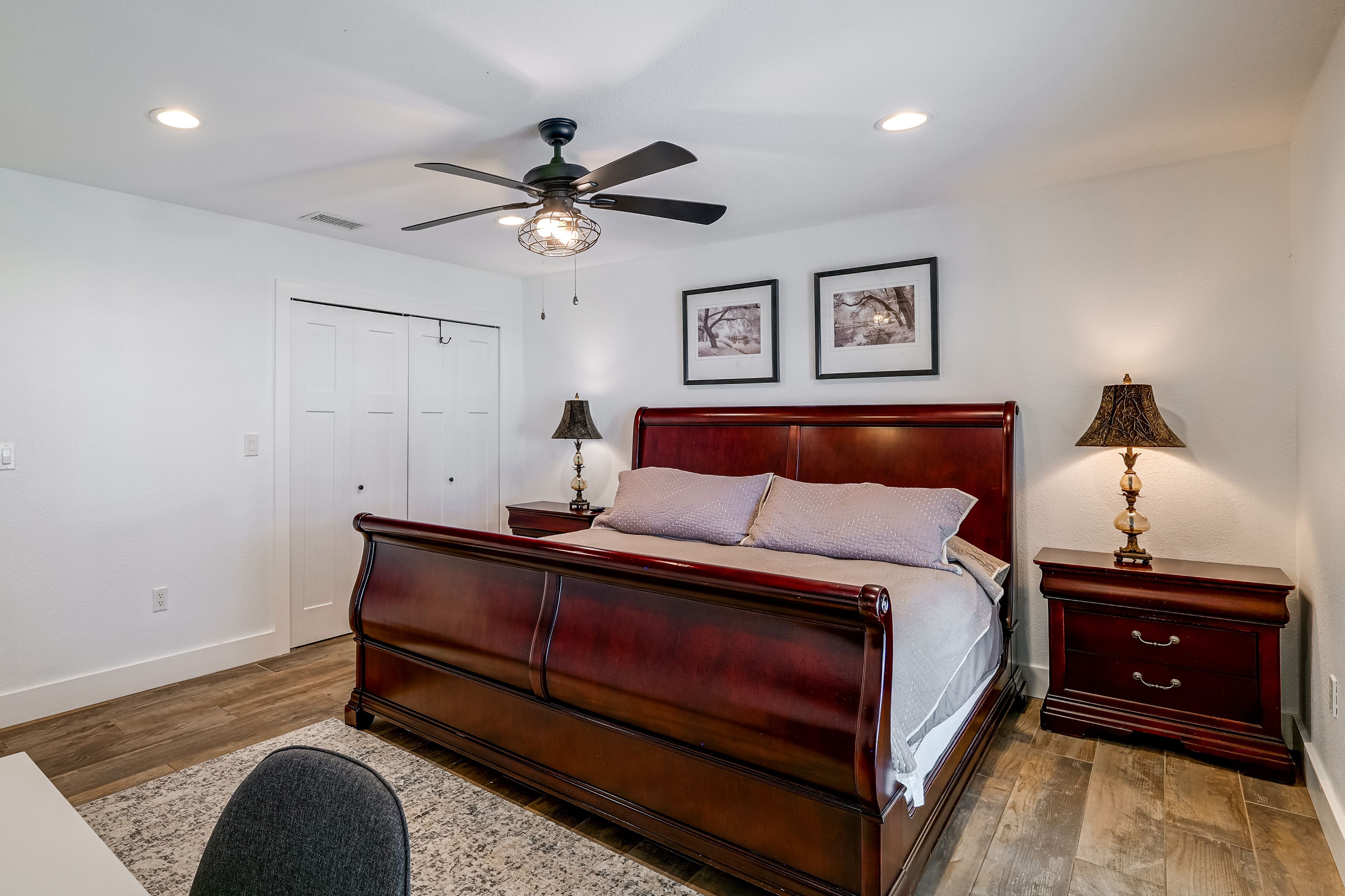 Bedroom 1 | King Bed