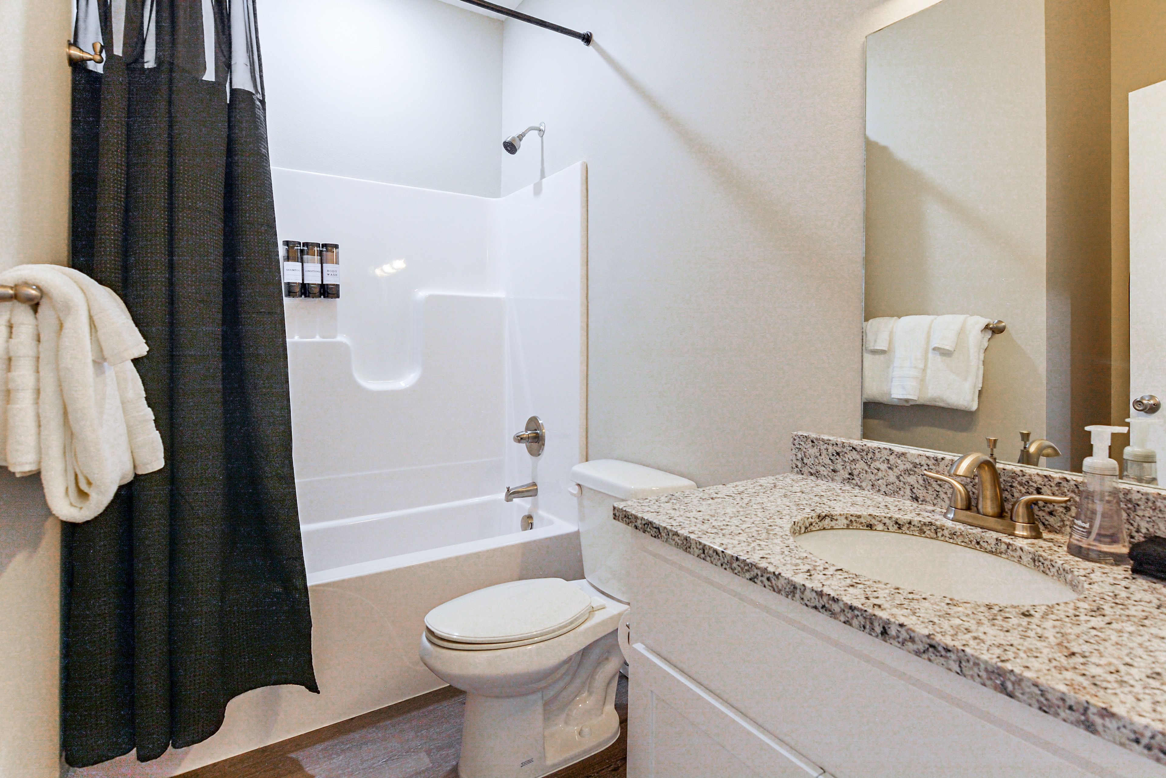Full Bathroom