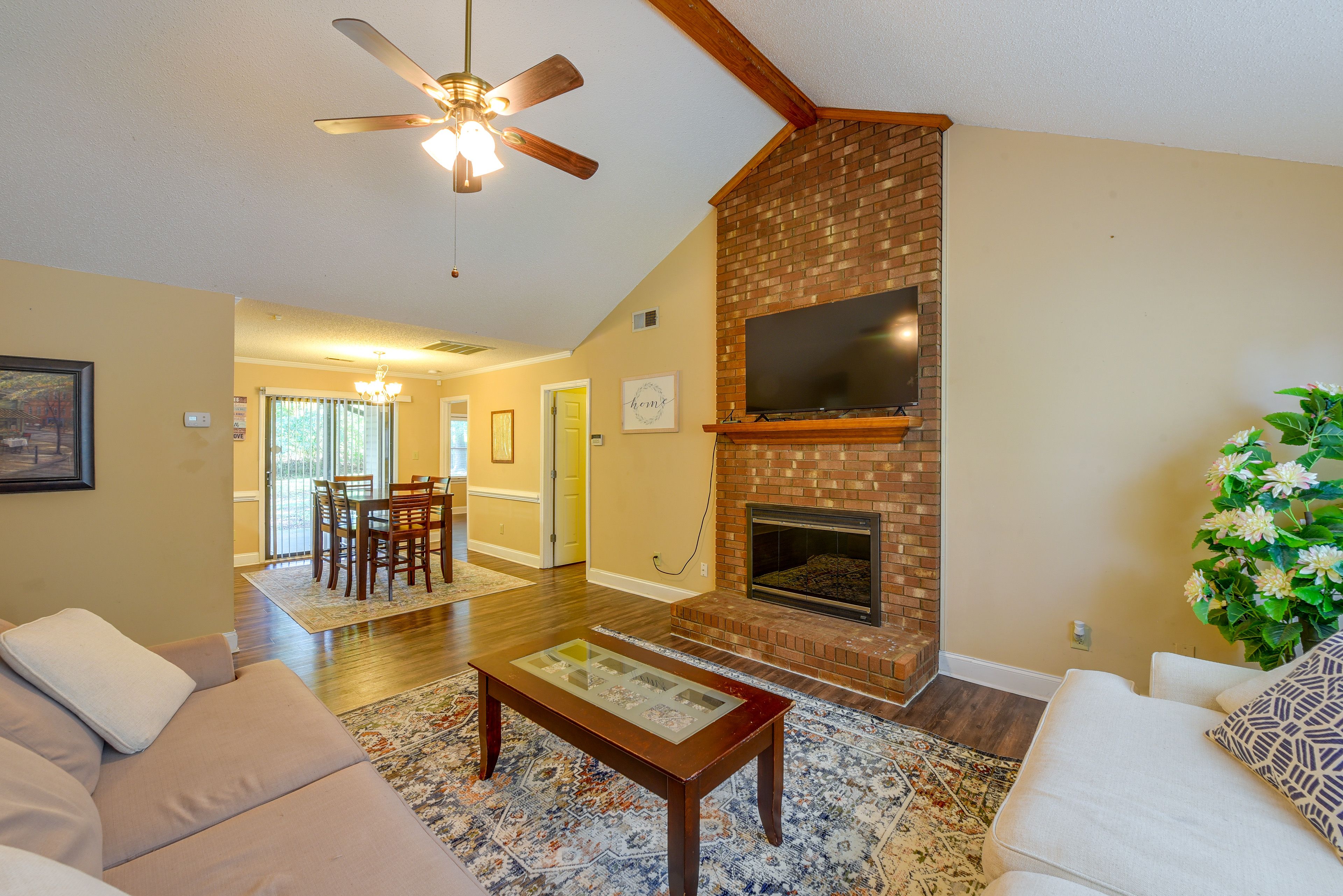 Charlotte Vacation Rental | 3BR | 2BA | 1,322 Sq Ft