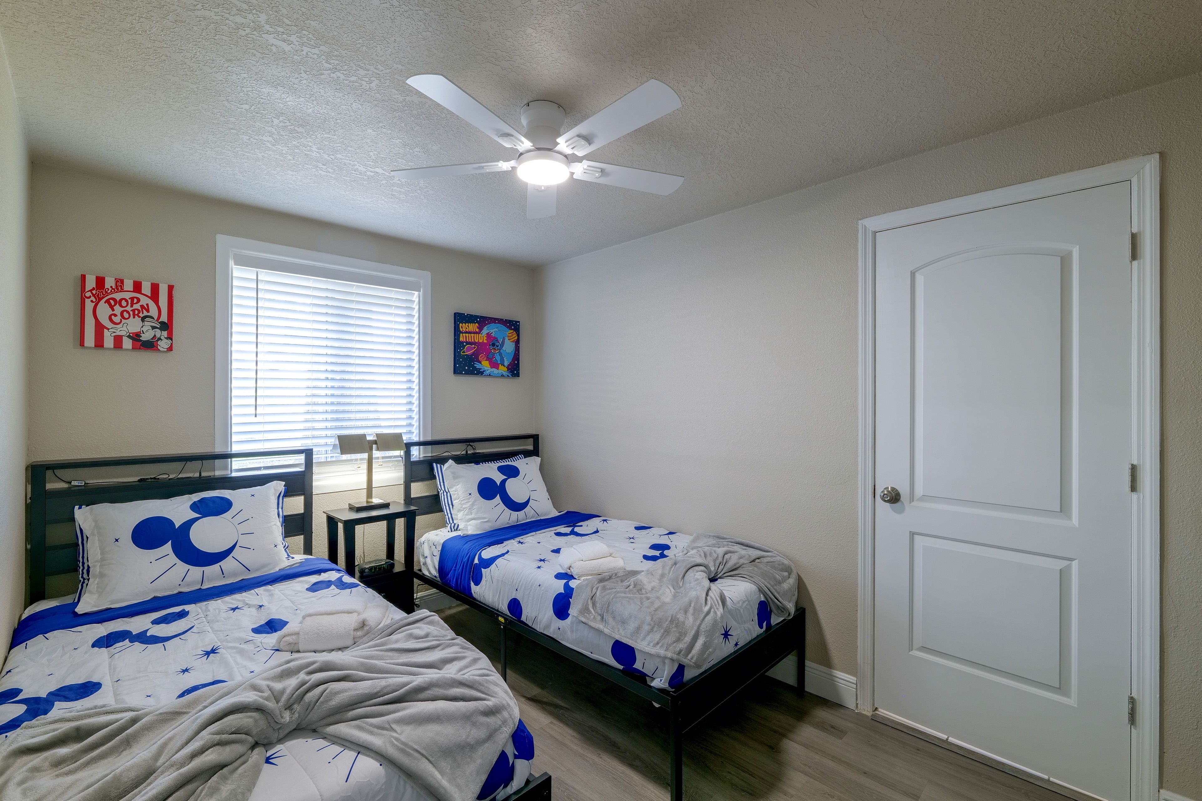 Bedroom 2 | 2 Twin Beds