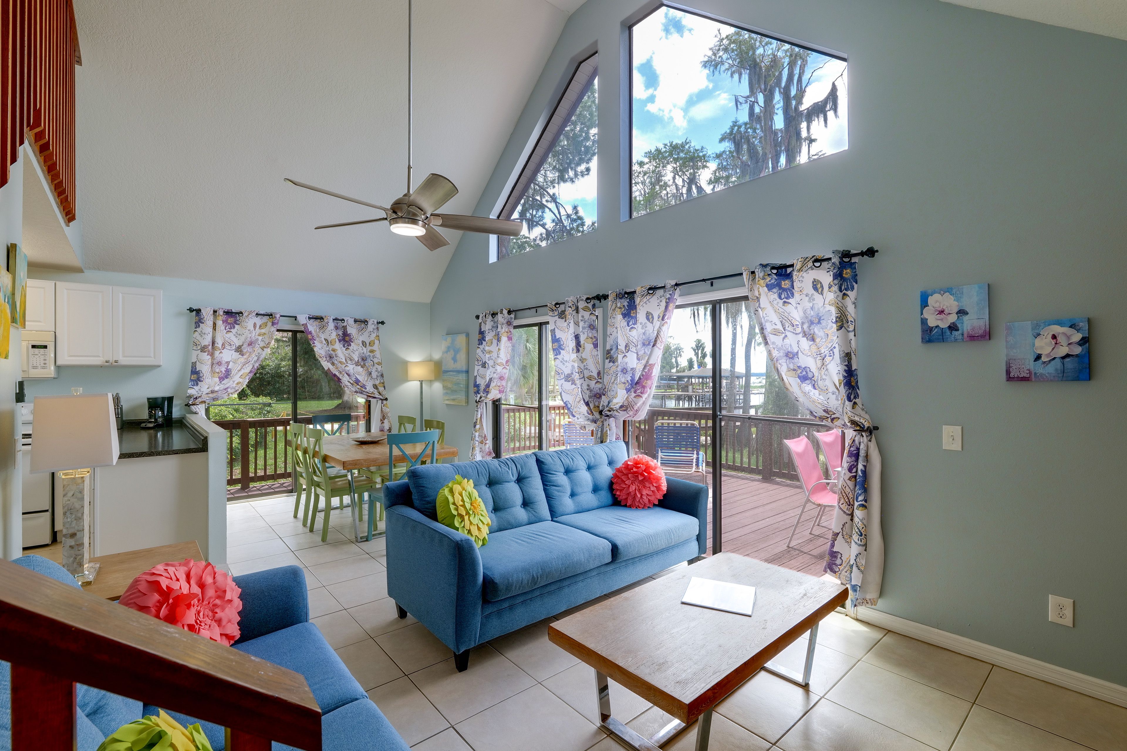 Living Room | 1st Floor