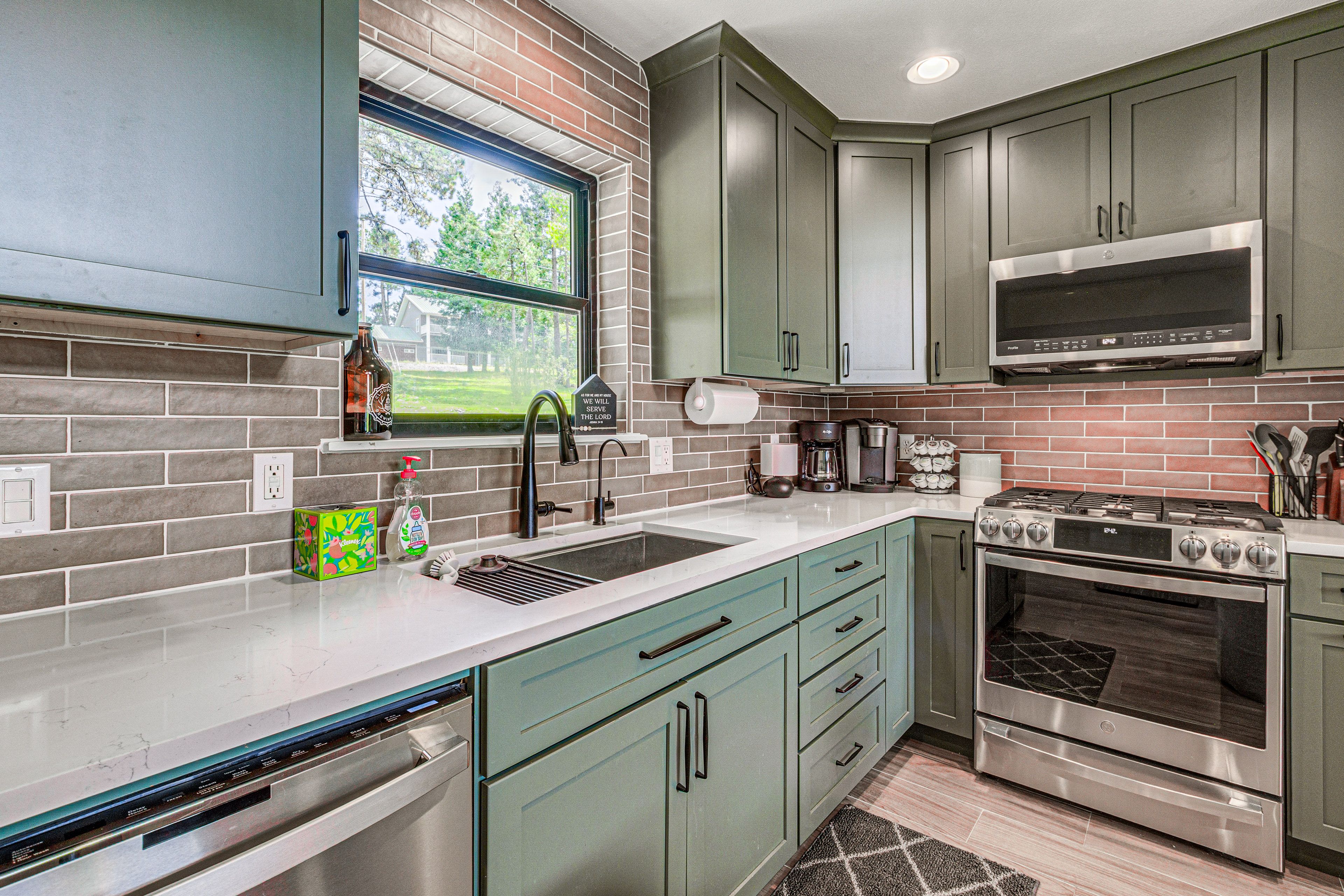Kitchen | 2nd Floor