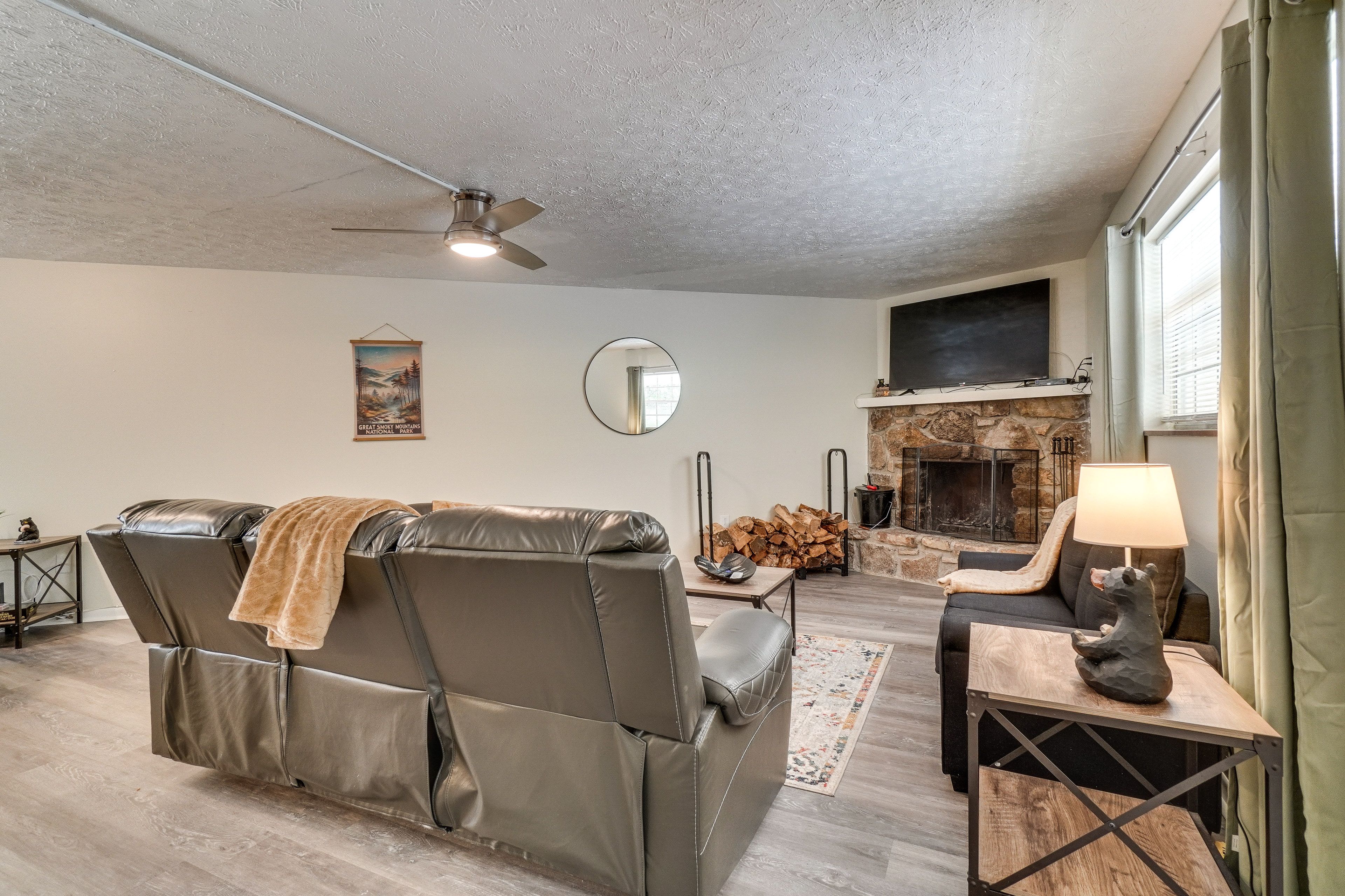 Living Room | Twin Sleeper Sofa