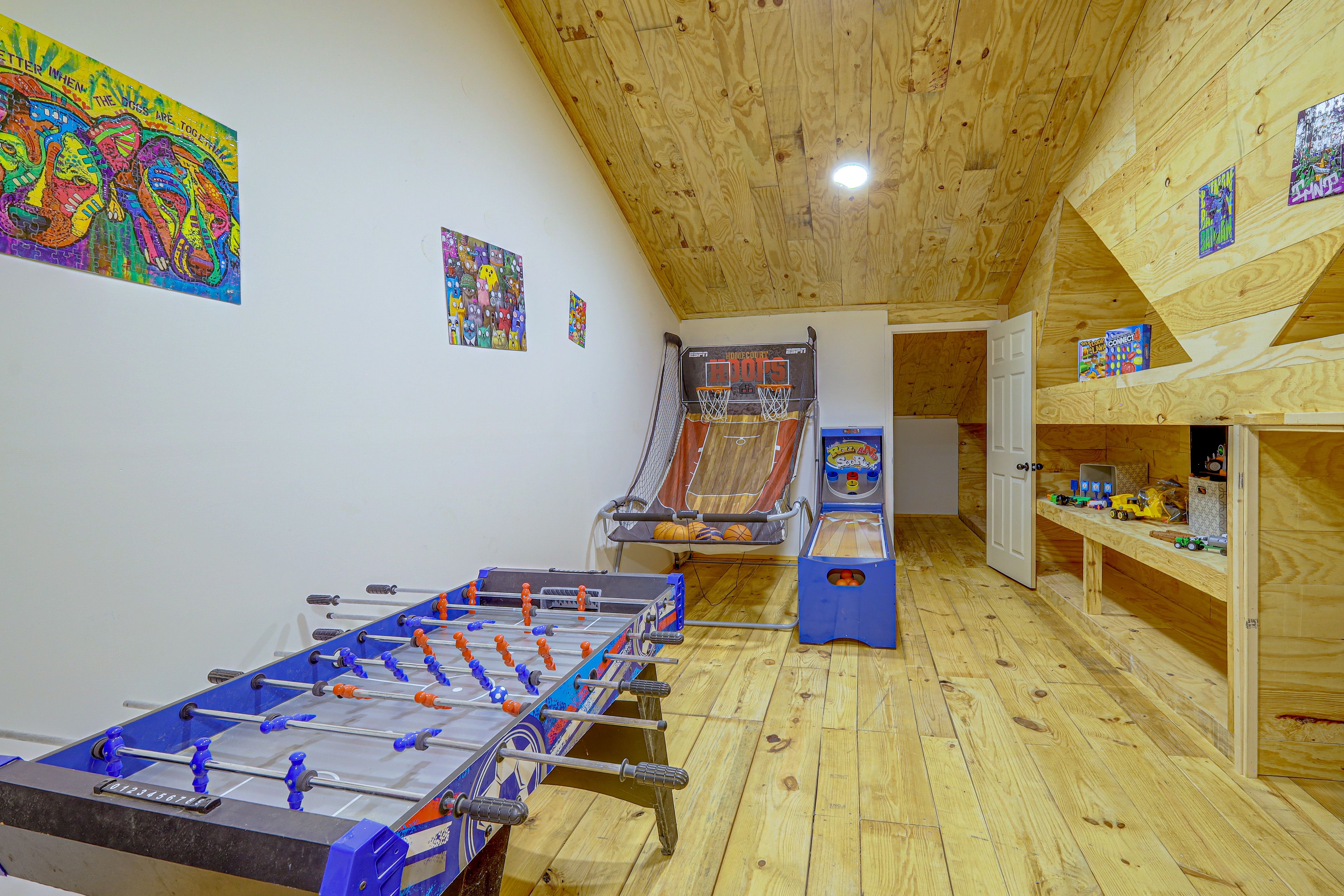 Game Room | 2nd Floor