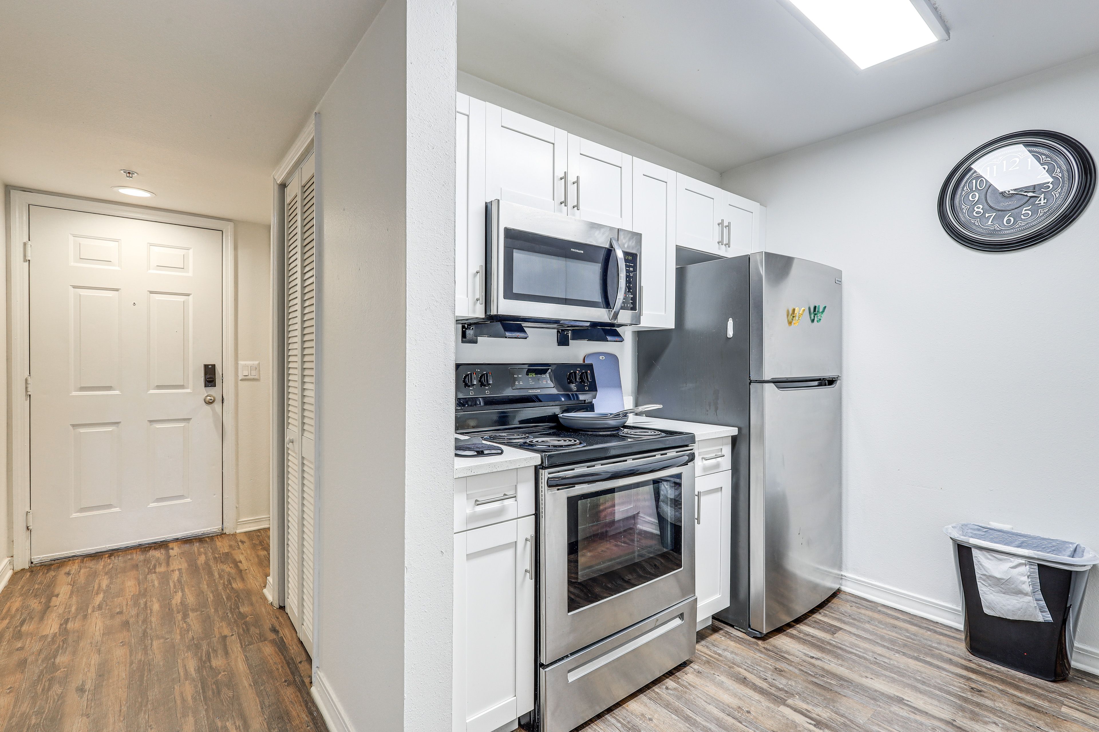 Kitchen | Dishwasher