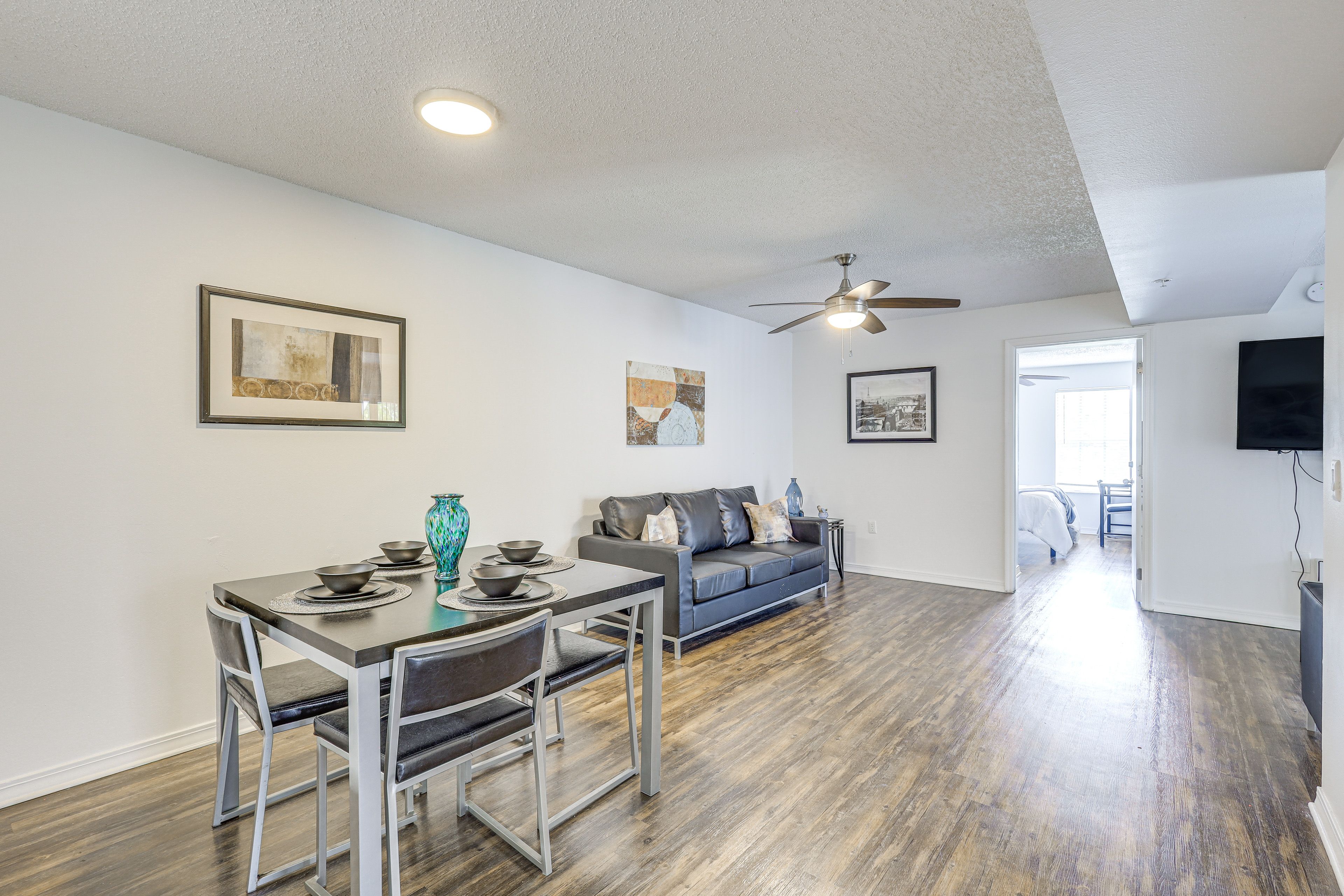 Gainesville Vacation Rental | 4BR | 4BA | 1,450 Sq Ft
