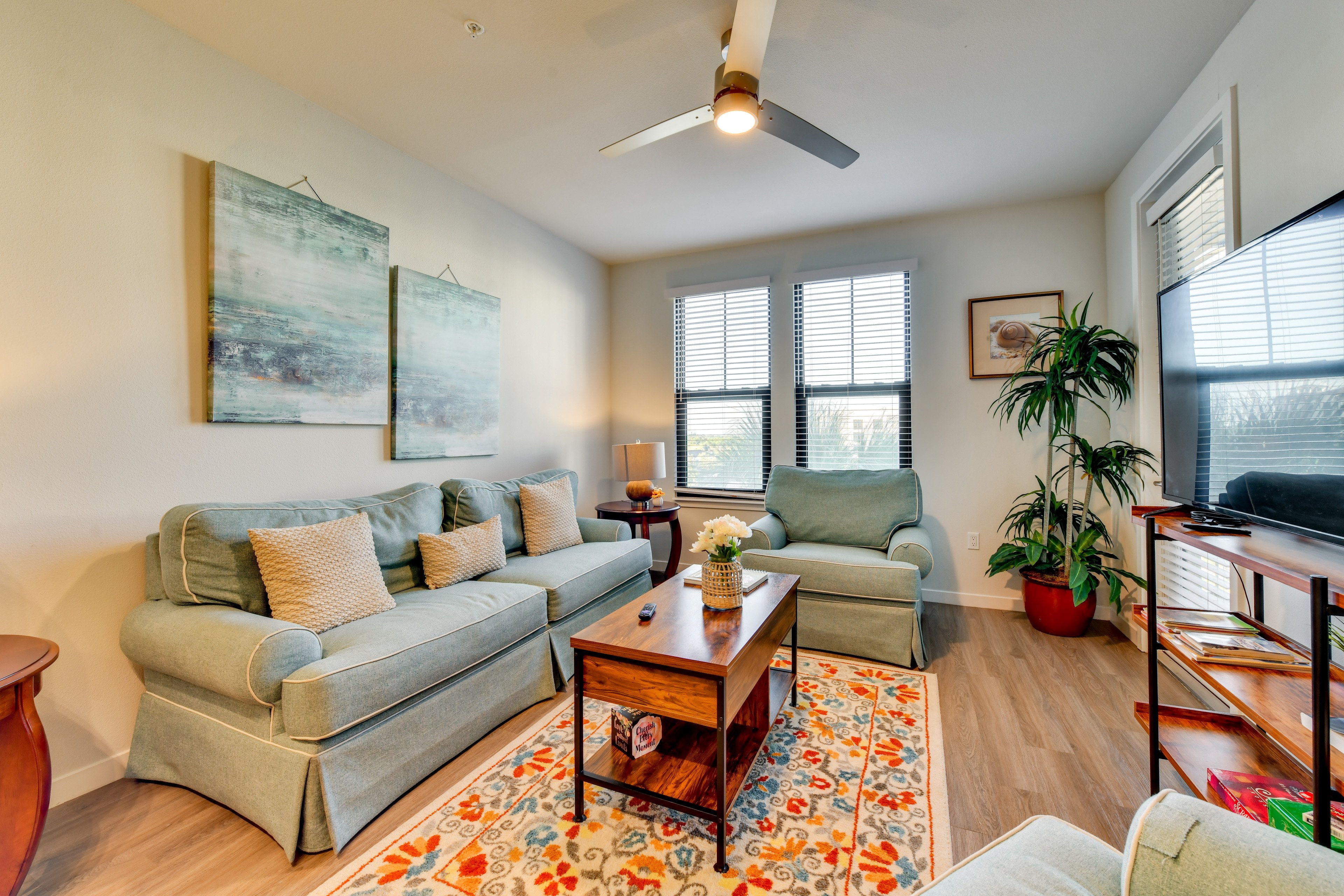 Living Room | Sleeper Sofa