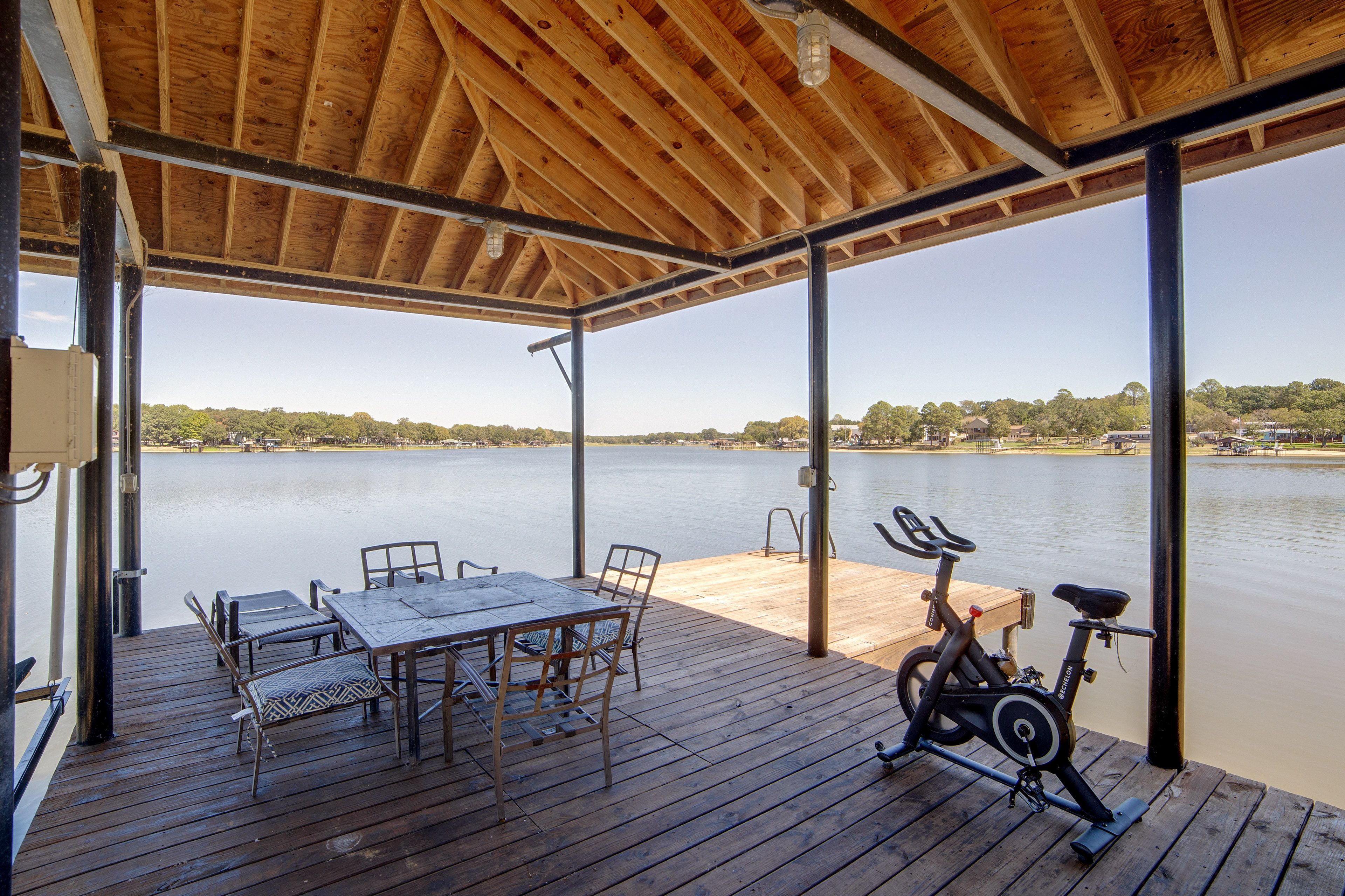 Mabank Vacation Rental | 3BR | 3.5BA | 2,655 Sq Ft