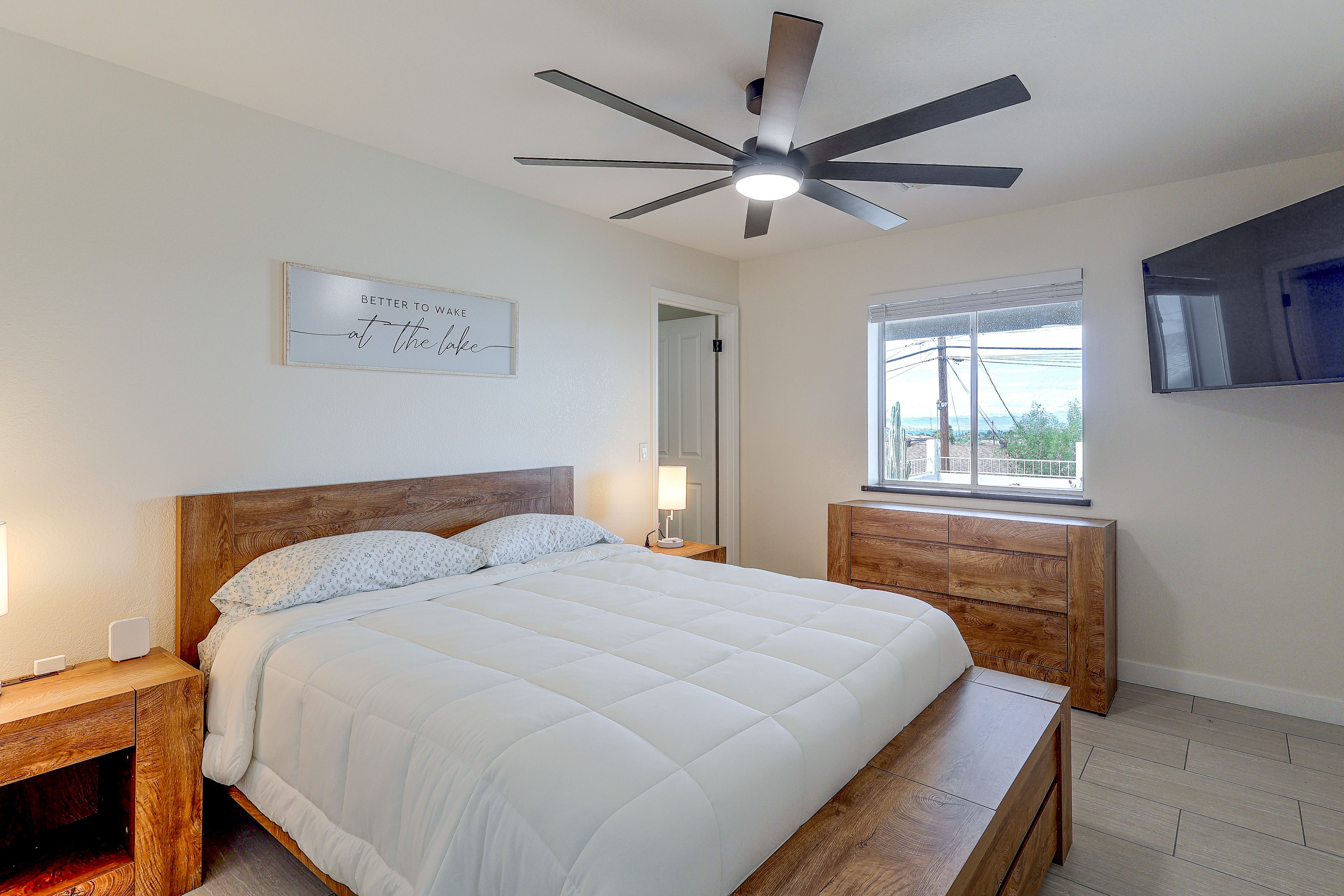 Bedroom 2 | Queen Bed