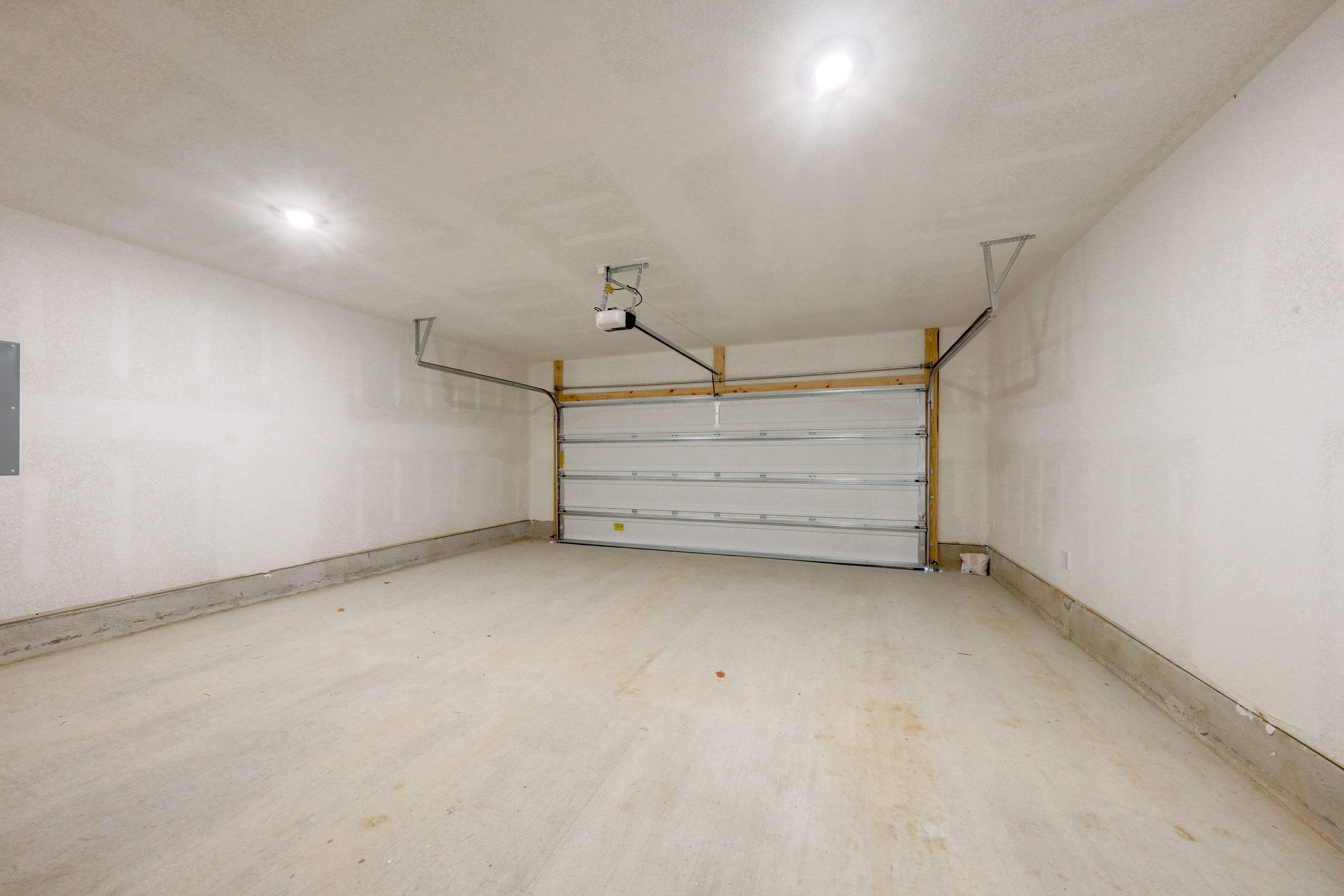 Parking | Garage (2 Vehicles) | Driveway (4 Vehicles)