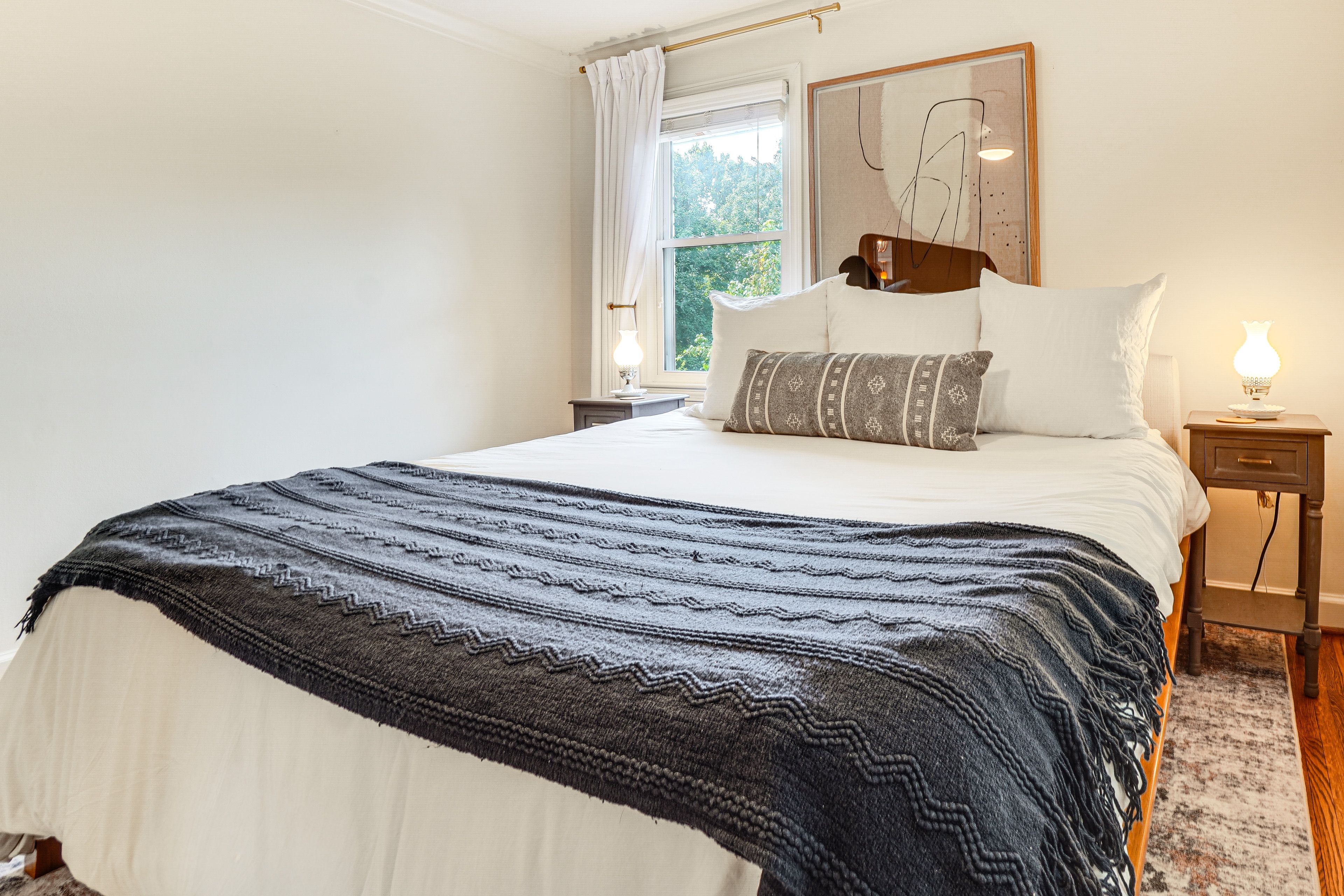Bedroom | King Bed