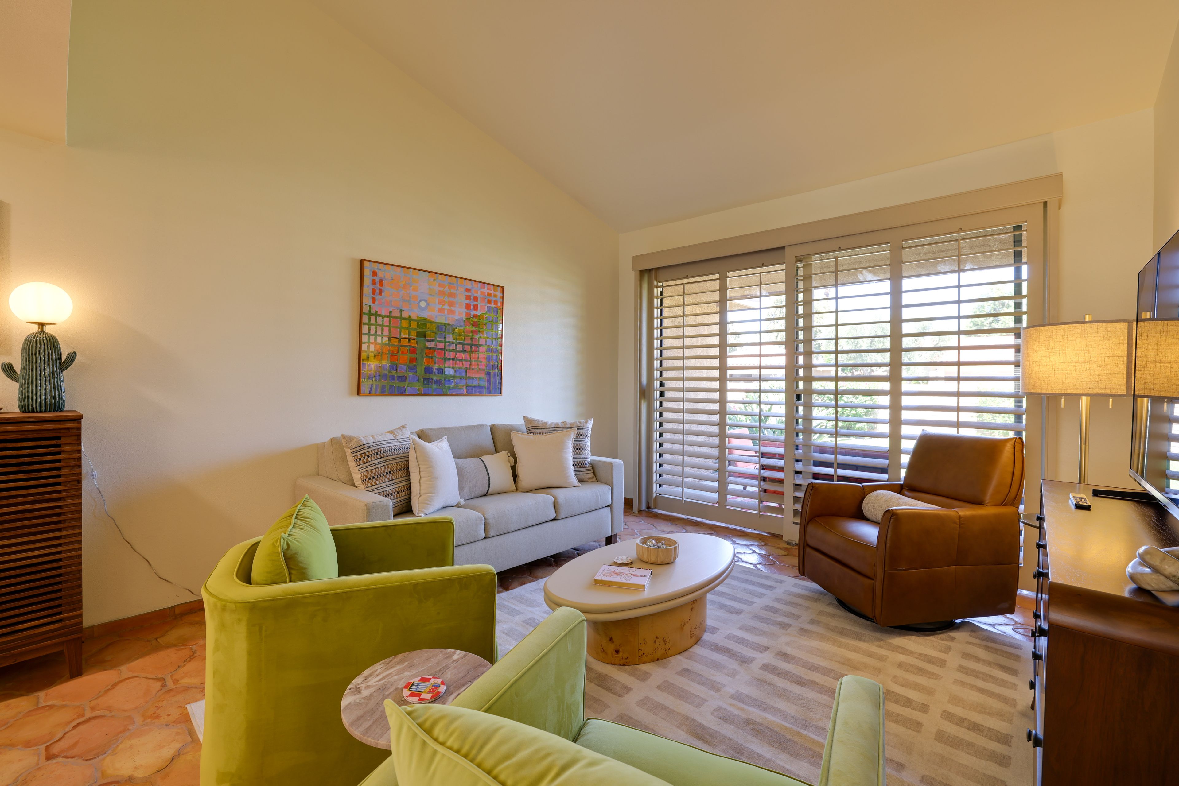 Living Room | Queen Sleeper Sofa