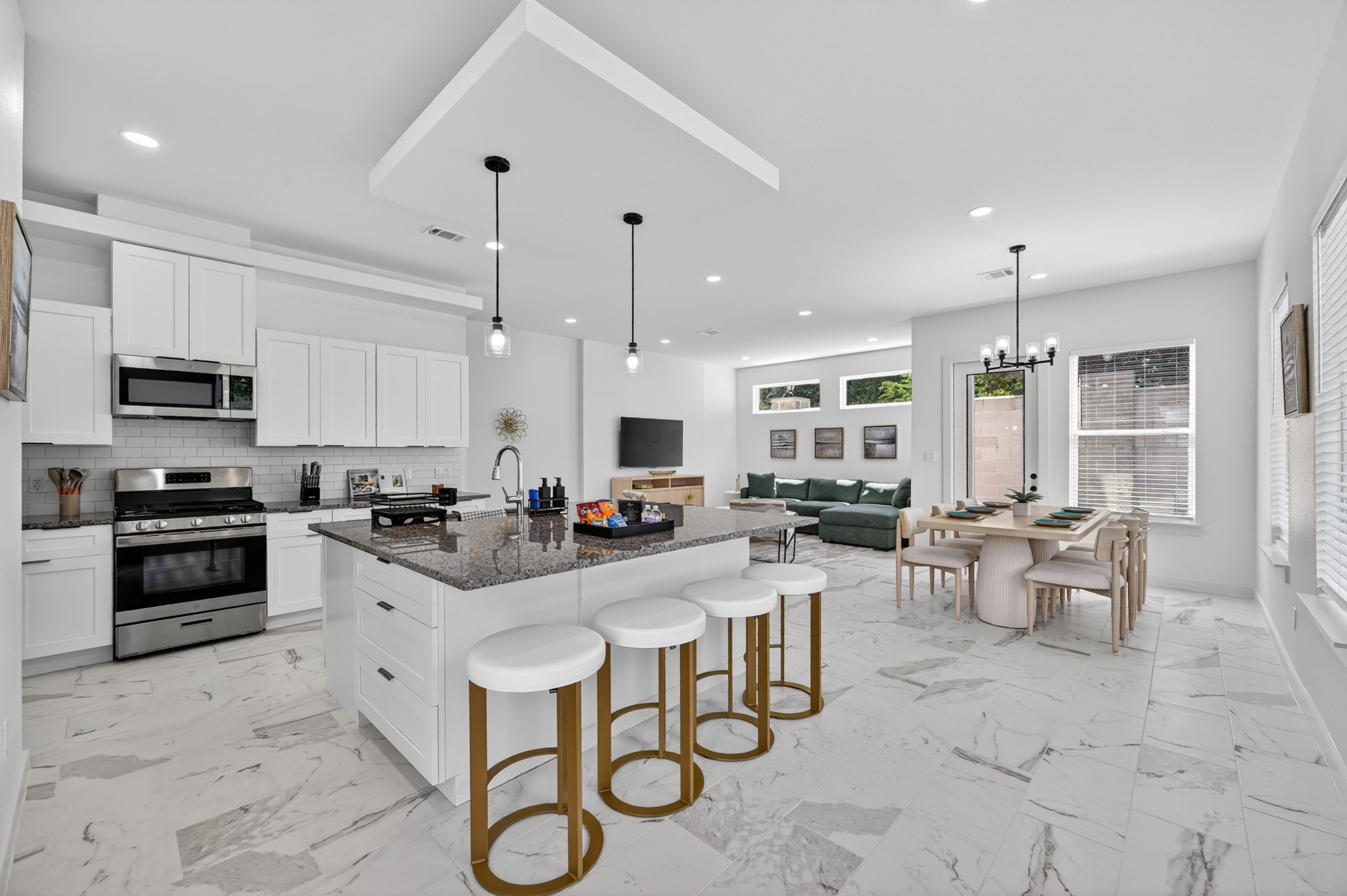 Houston Vacation Rental | 3BR | 2.5BA | 2,300 Sq Ft