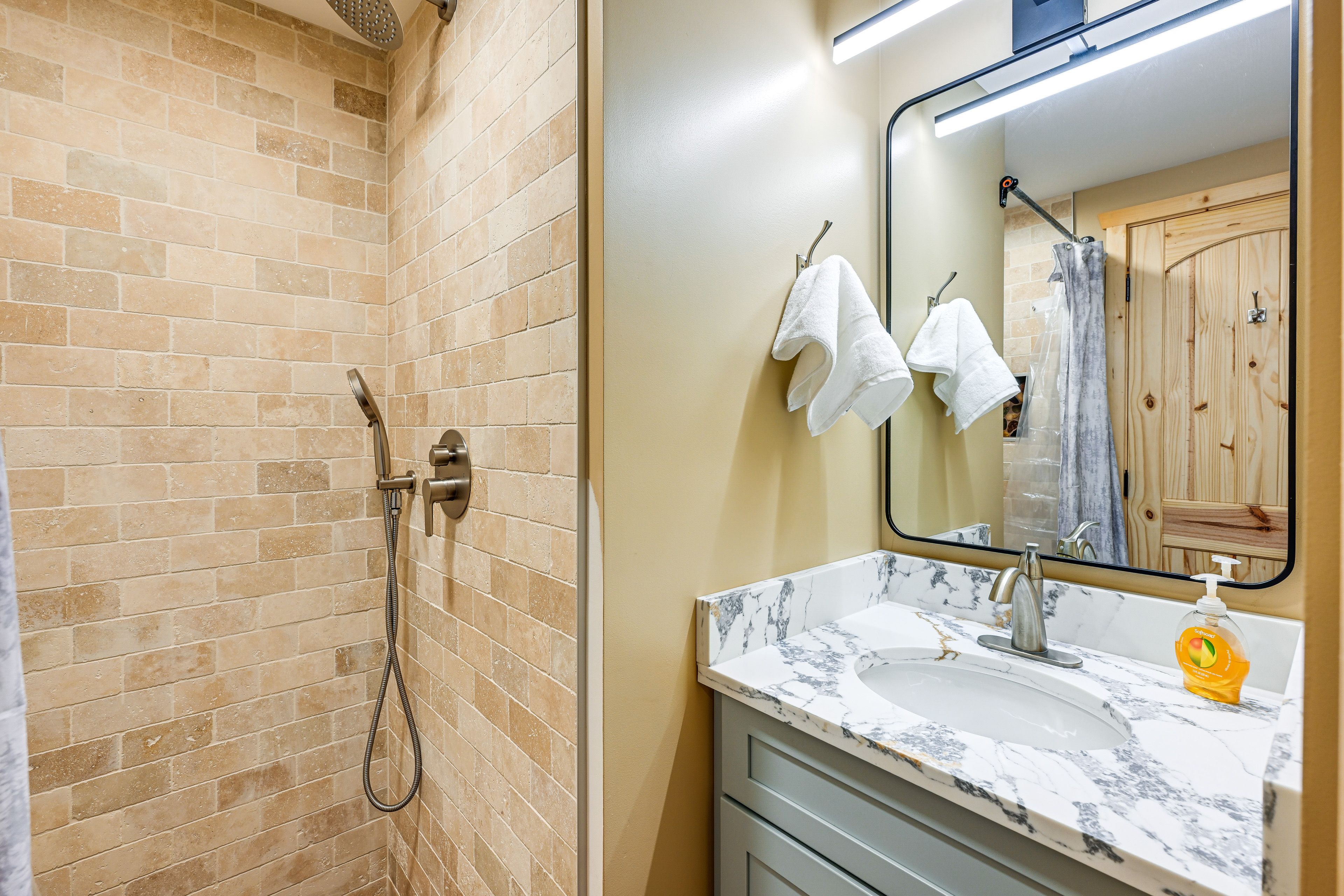 Full Bathroom