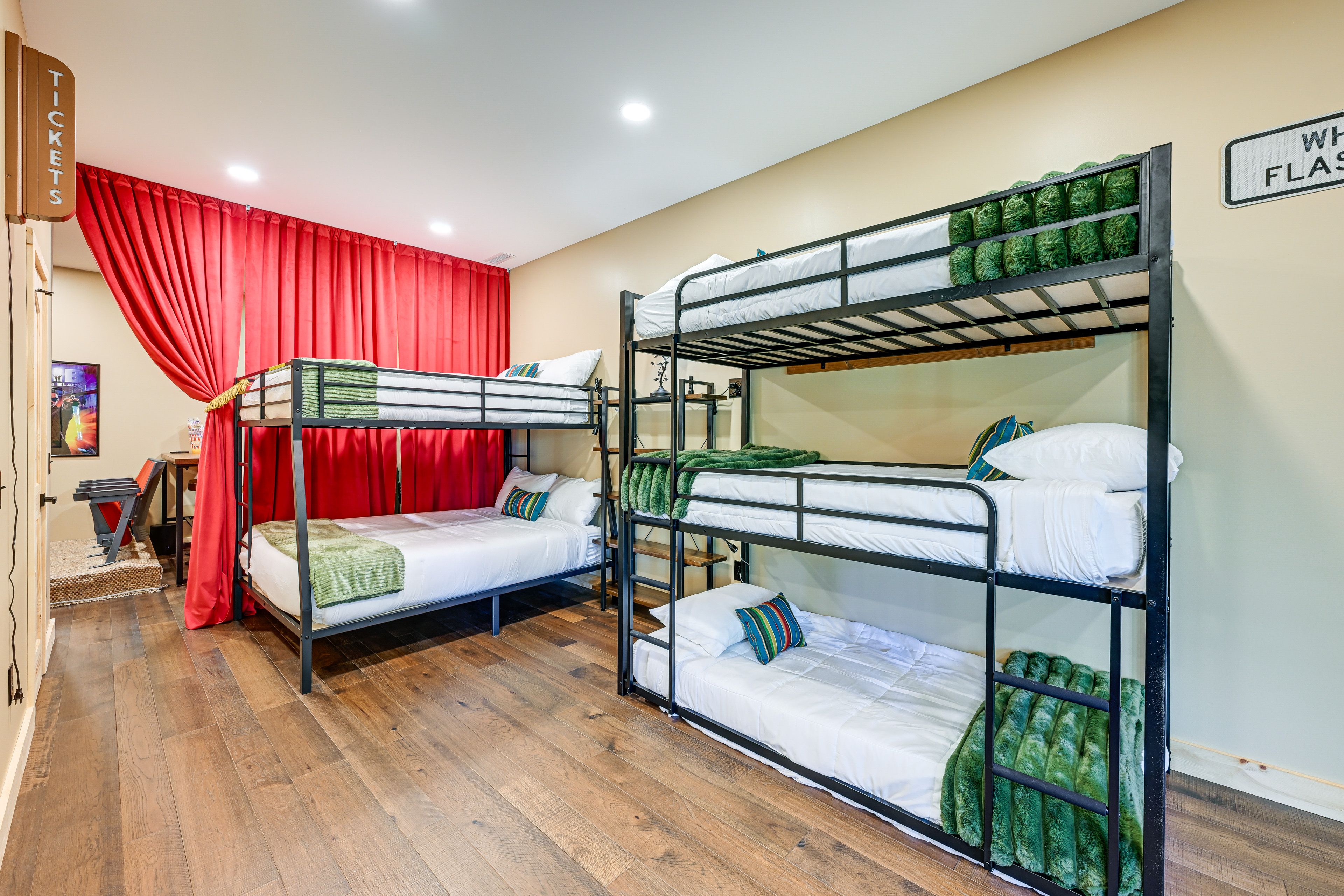 Sleeping Space | Queen Bunk Beds | Triple Twin Bunk Bed