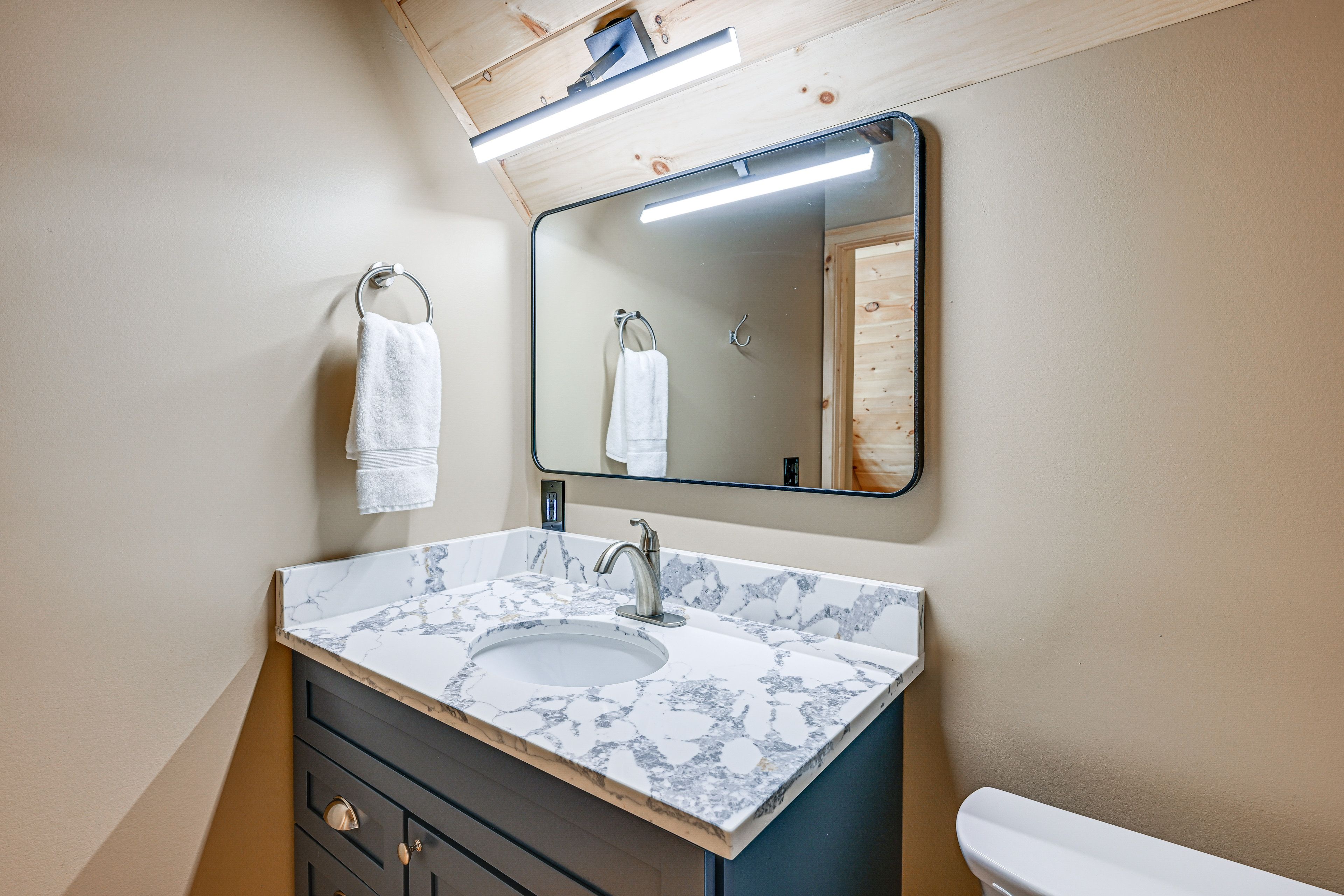 En-Suite Bathroom