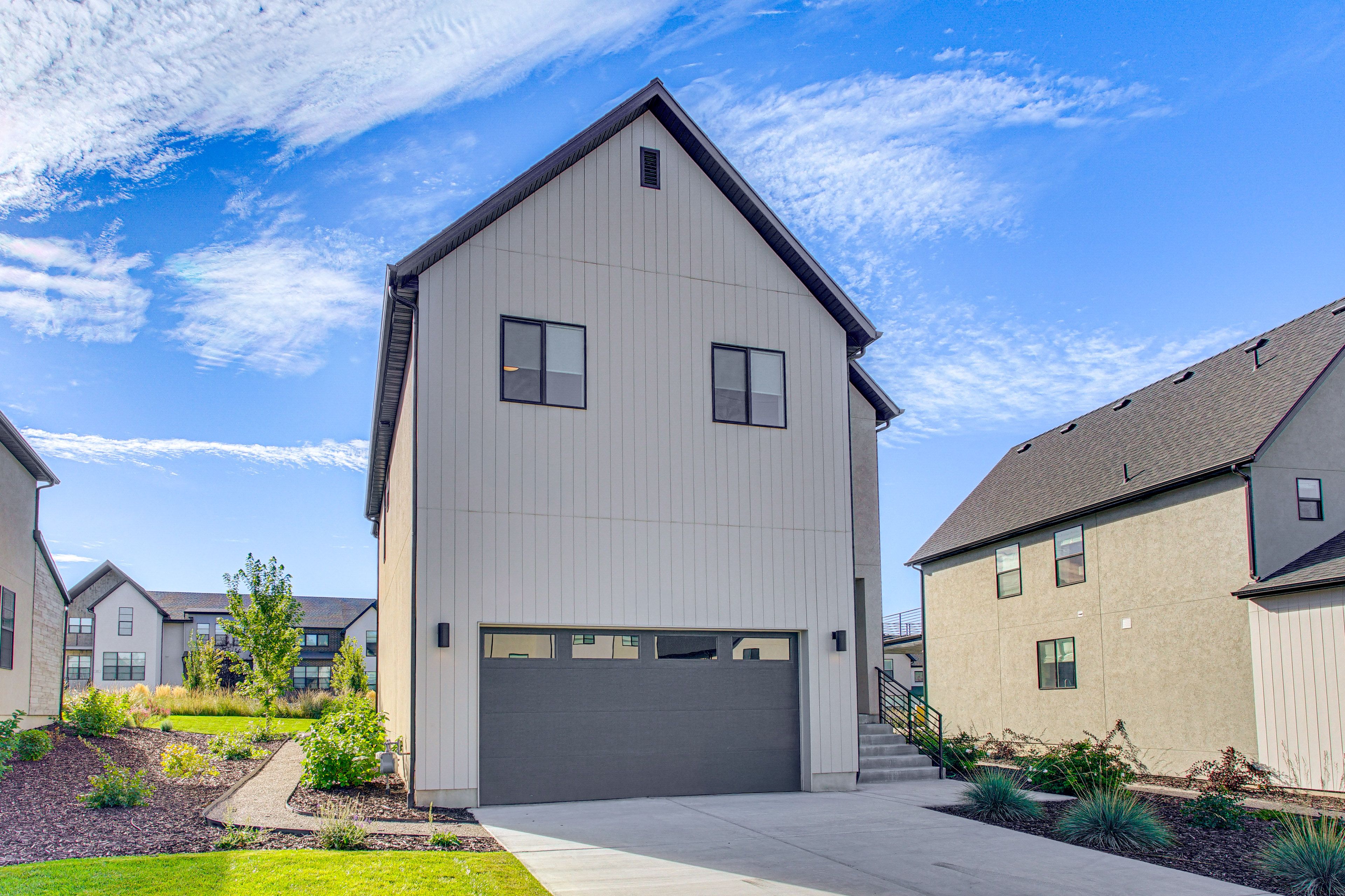 Parking | Garage (2 Vehicles) | Driveway (4 Vehicles)