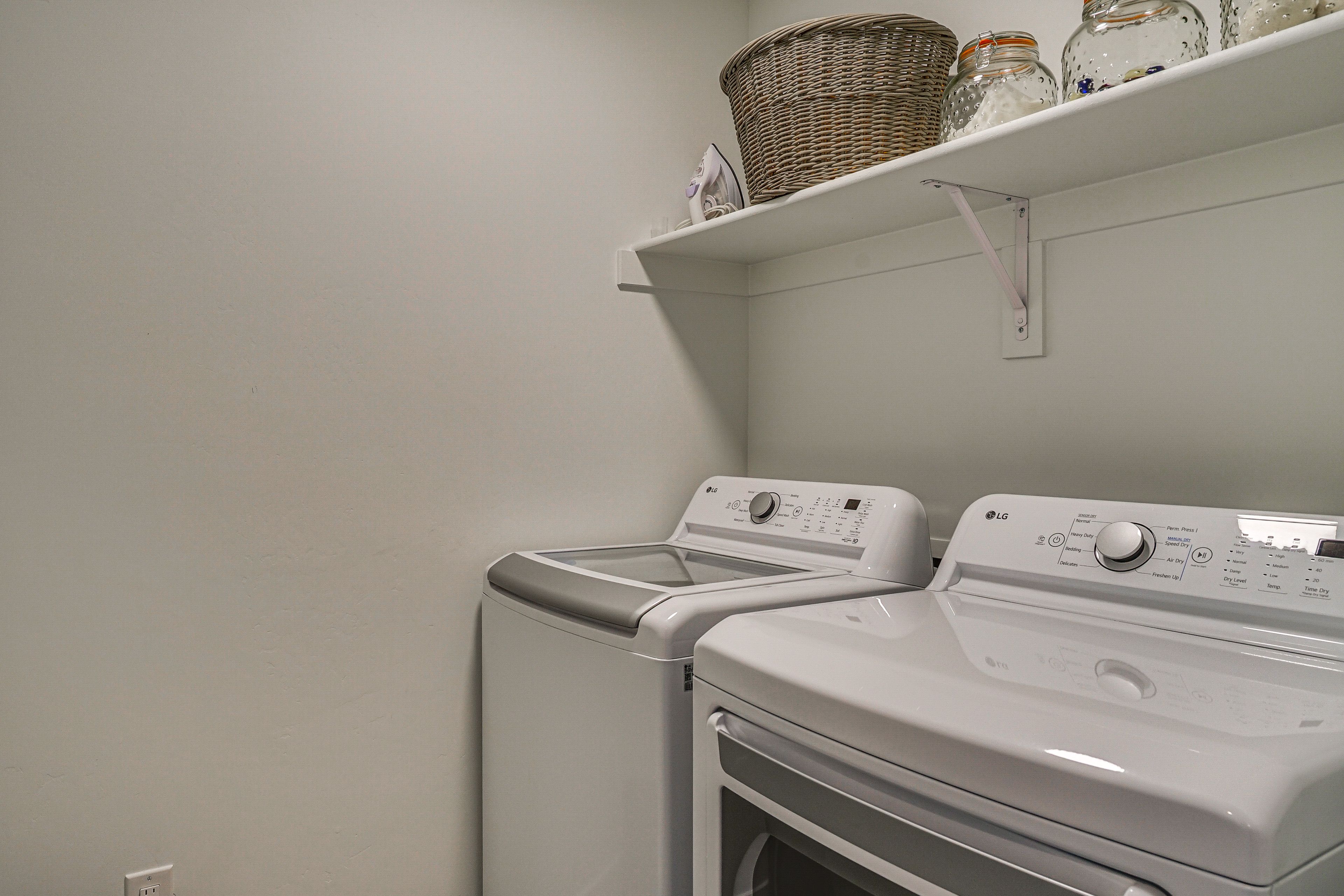 Washer & Dryer