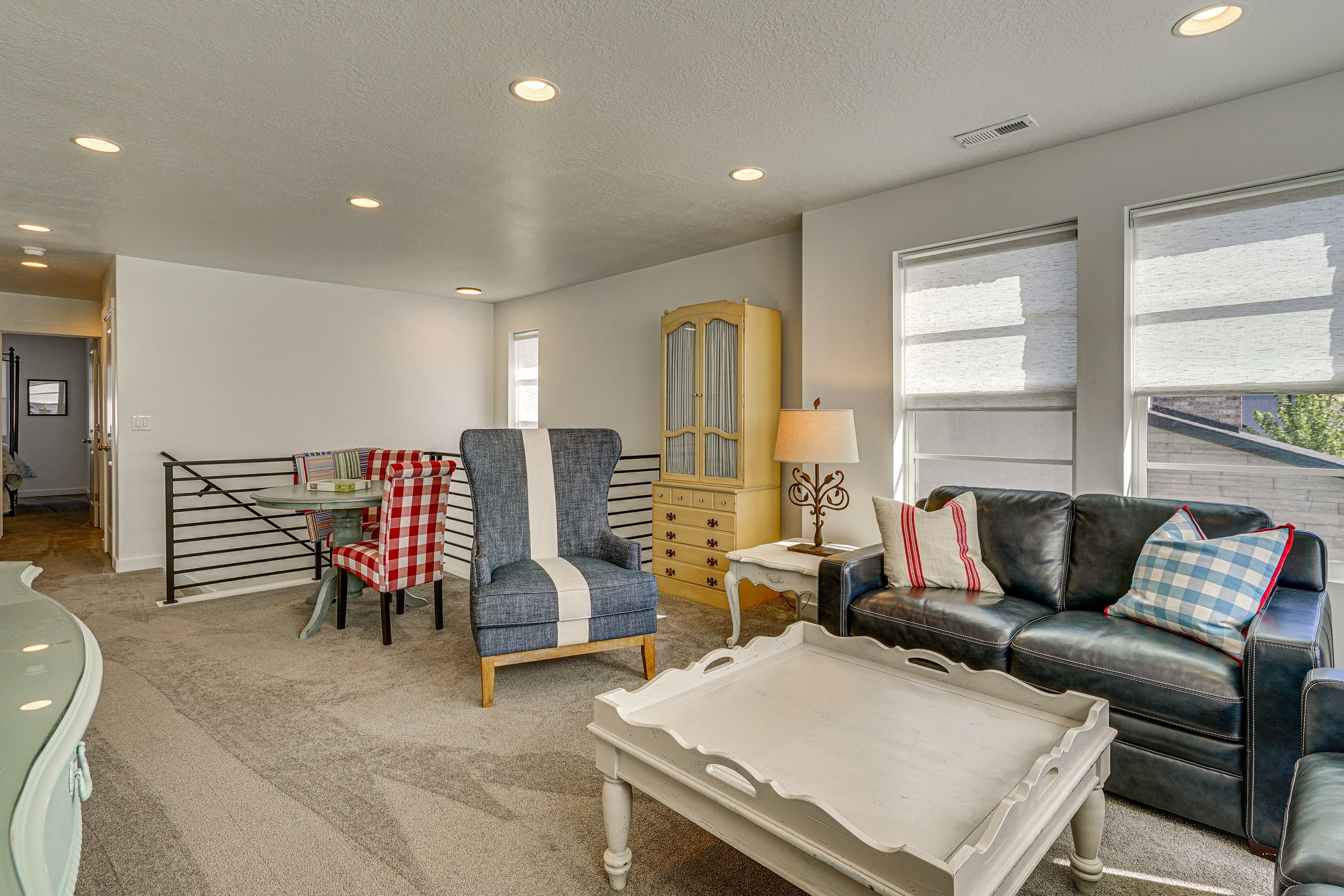 Family Room | 2nd Floor