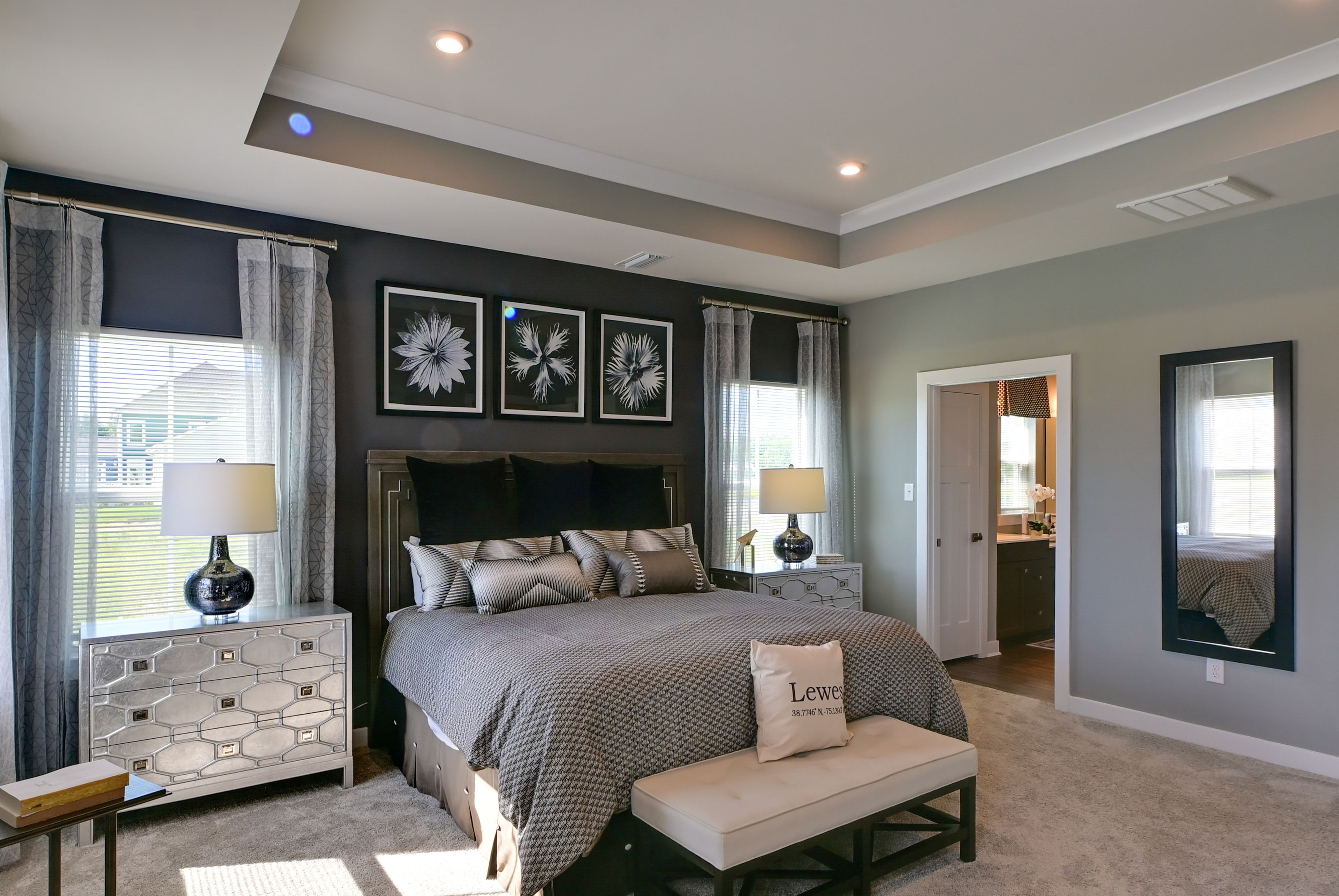 Bedroom | King Bed | 1st Floor
