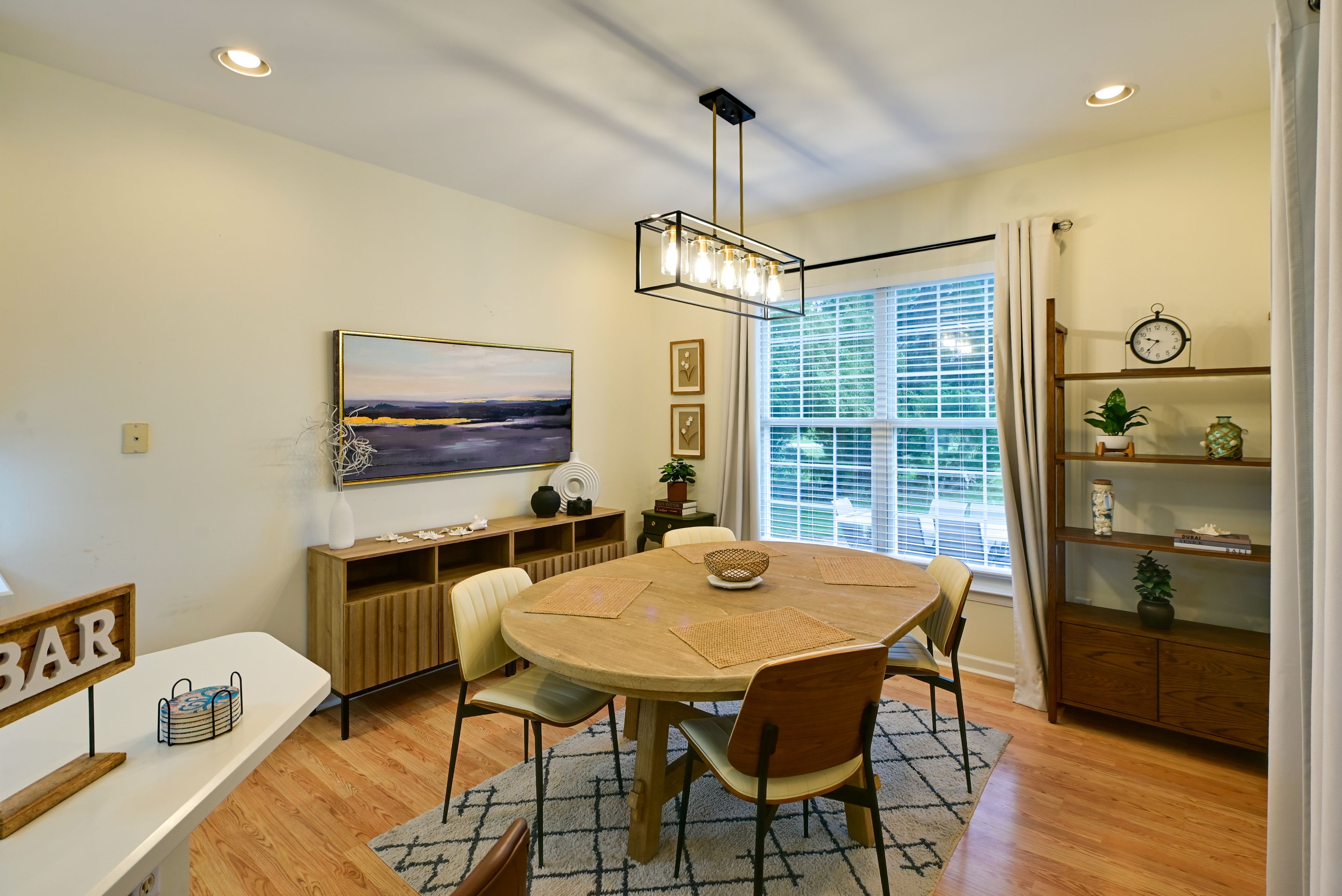 Dining Area | Dishes & Flatware Provided | 1st Floor