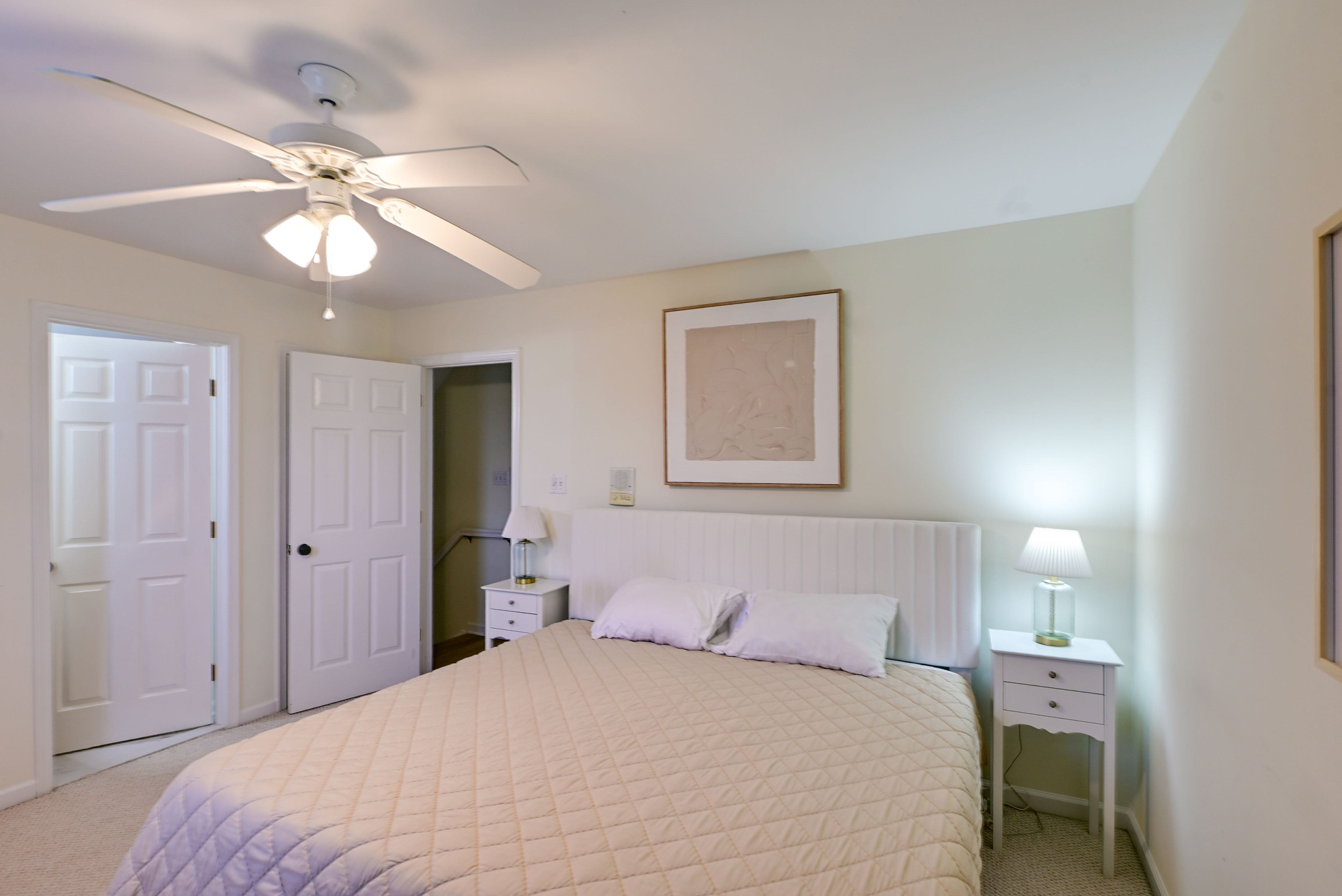 Bedroom | King Bed | En-Suite Bathroom | 2nd Floor