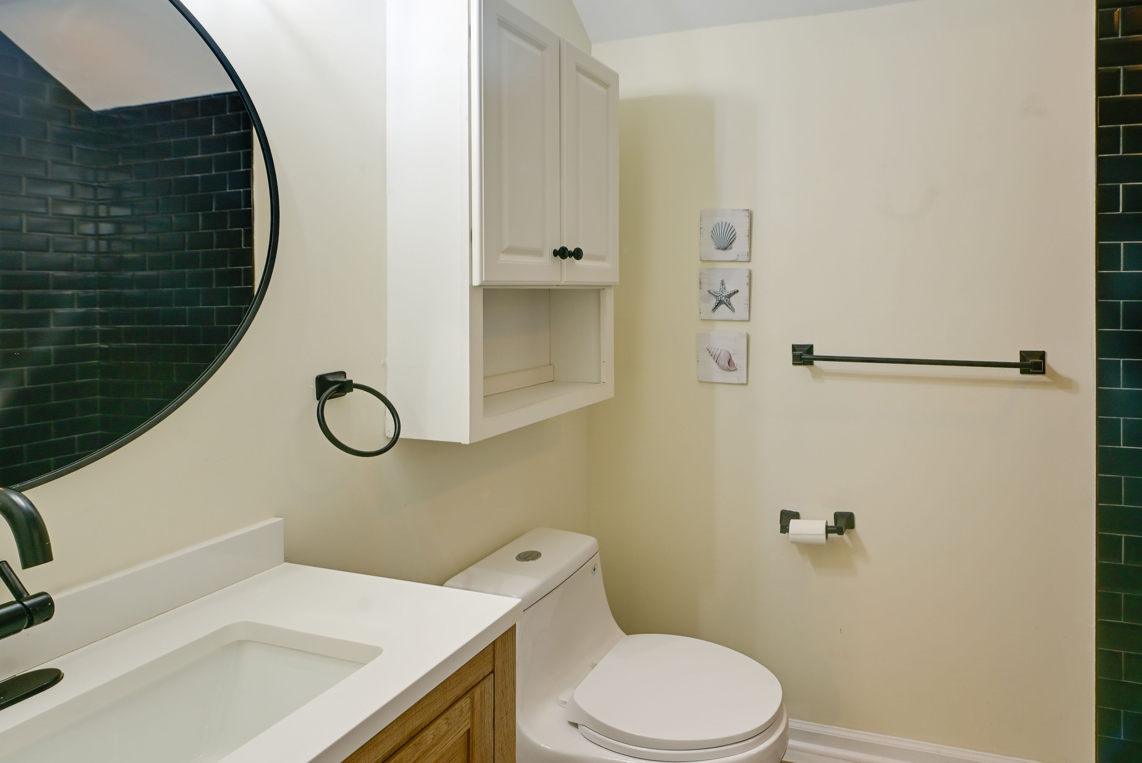 En-Suite Bathroom | 2nd Floor