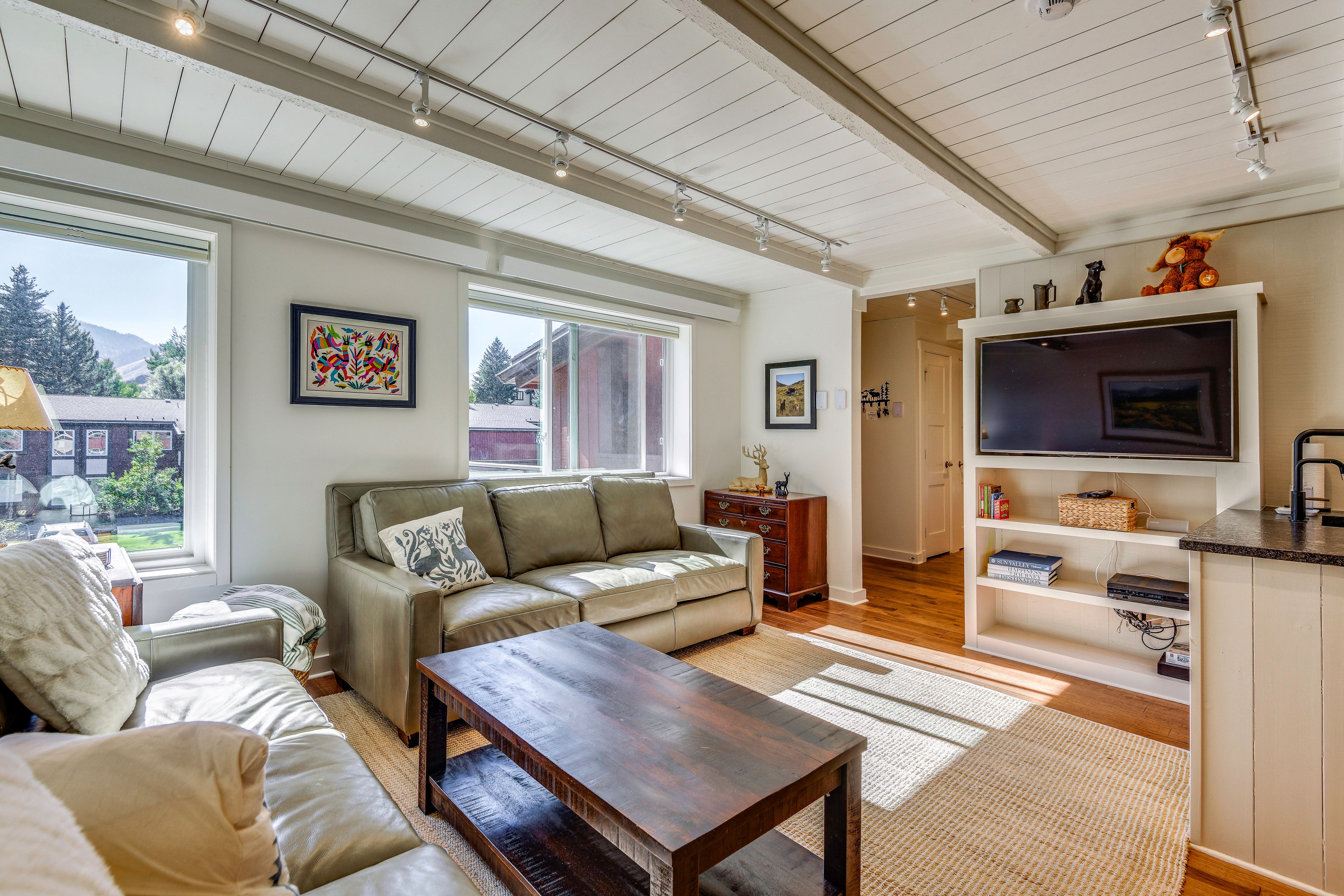 Sun Valley Vacation Rental | 2BR | 2BA | 900 Sq Ft