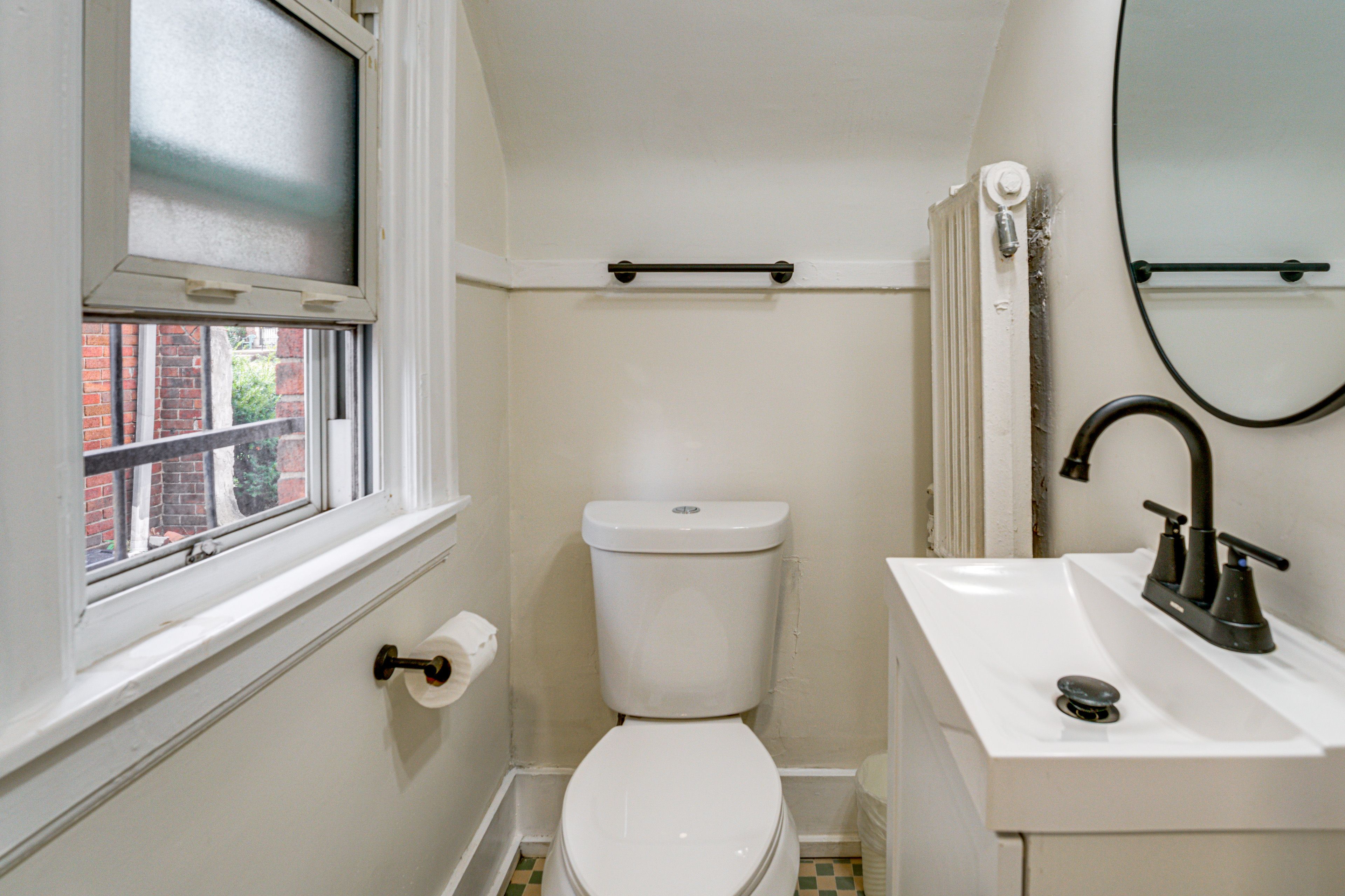 Half Bathroom | 1st Floor