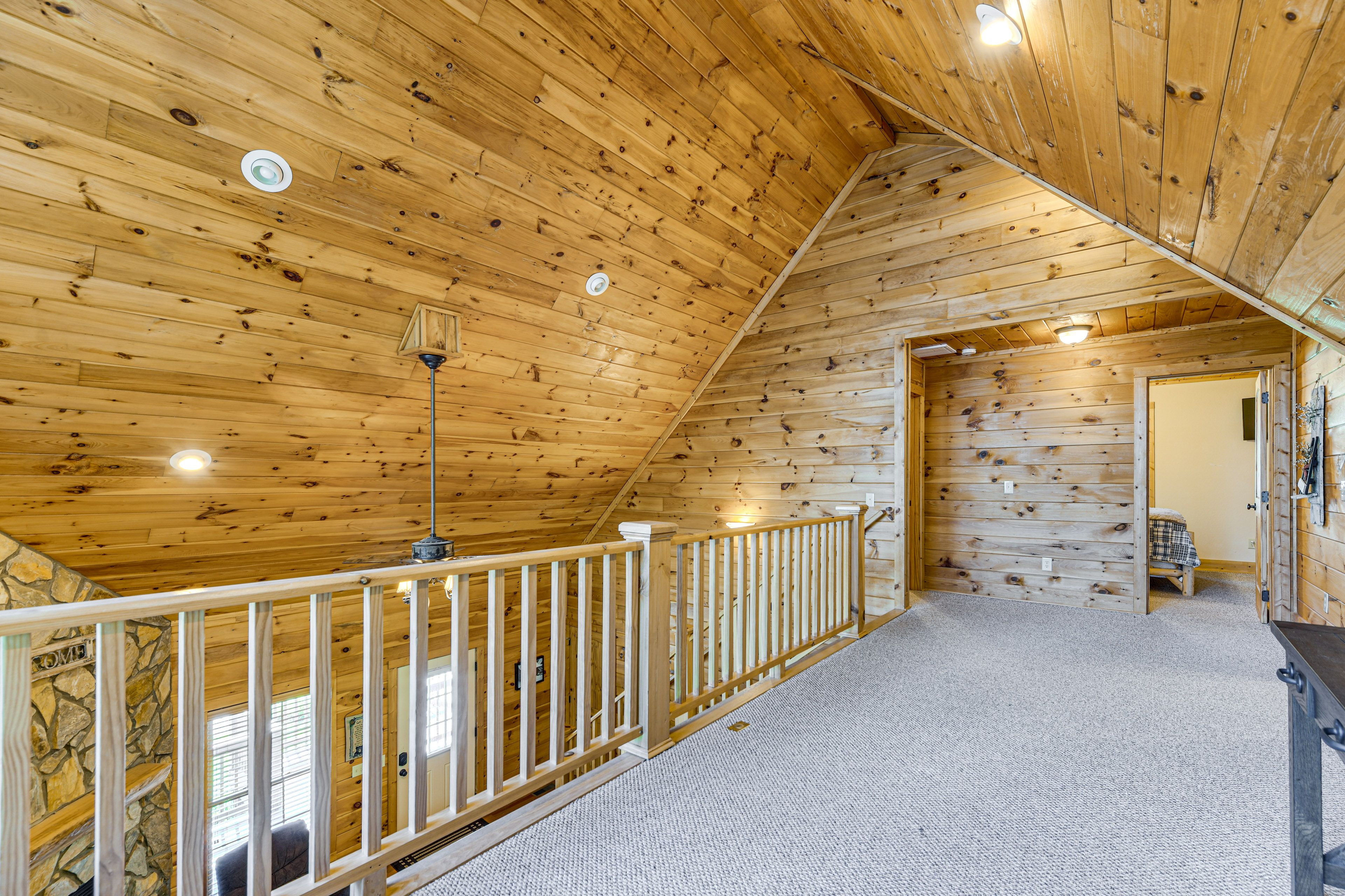 Loft | 2nd Floor